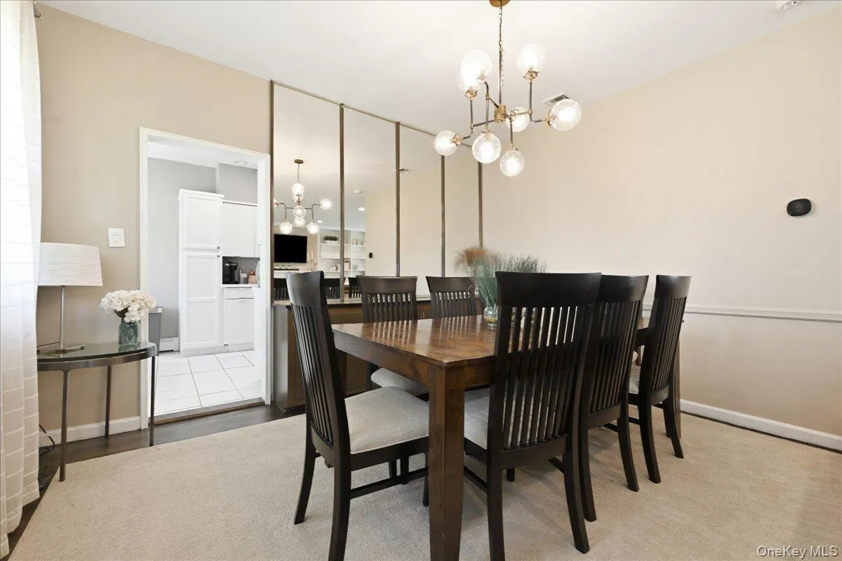3 Maplewood Lane, North Hempstead, NY, 3 Bedrooms Bedrooms, 8 Rooms Rooms,3 BathroomsBathrooms,Residential,For Rent,Maplewood,0,1049716 3 Maplewood Lane, North Hempstead, NY, 3 Bedrooms Bedrooms, 8 Rooms Rooms,3 BathroomsBathrooms,Residential,For Rent,Maplewood,0,1049716