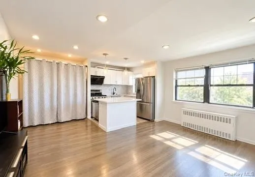 69-46 138th St, New York, NY, 1 Bedroom Bedrooms, 4 Rooms Rooms,1 BathroomBathrooms,Residential,For Rent,138th St,0,1049721 69-46 138th St, New York, NY, 1 Bedroom Bedrooms, 4 Rooms Rooms,1 BathroomBathrooms,Residential,For Rent,138th St,0,1049721