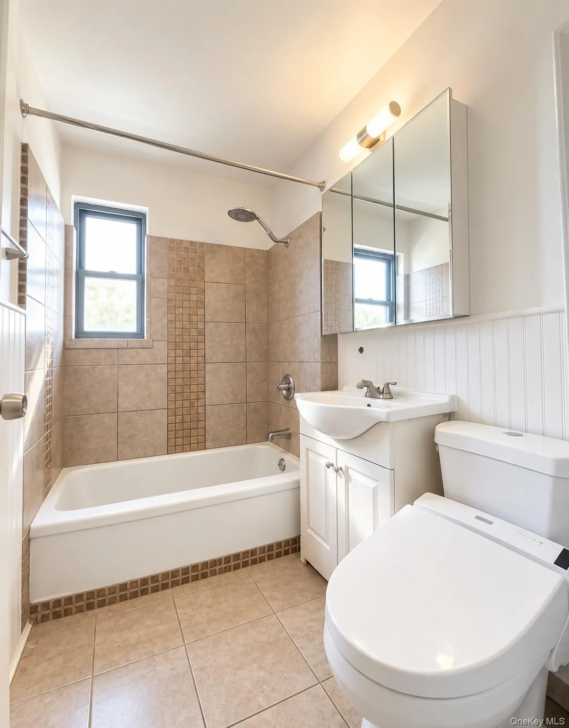 69-46 138th St, New York, NY, 1 Bedroom Bedrooms, 4 Rooms Rooms,1 BathroomBathrooms,Residential,For Rent,138th St,0,1049721 69-46 138th St, New York, NY, 1 Bedroom Bedrooms, 4 Rooms Rooms,1 BathroomBathrooms,Residential,For Rent,138th St,0,1049721