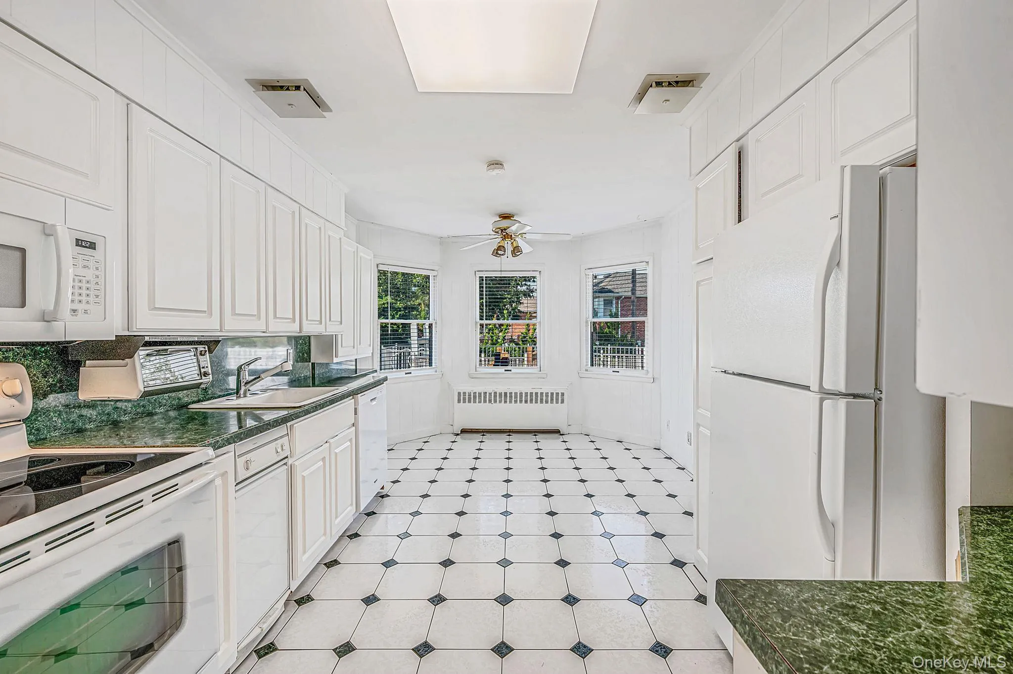 3 Rosewood Drive, Oyster Bay, NY, 4 Bedrooms Bedrooms, 8 Rooms Rooms,3 BathroomsBathrooms,Residential,For Rent,Rosewood,0,1049724 3 Rosewood Drive, Oyster Bay, NY, 4 Bedrooms Bedrooms, 8 Rooms Rooms,3 BathroomsBathrooms,Residential,For Rent,Rosewood,0,1049724