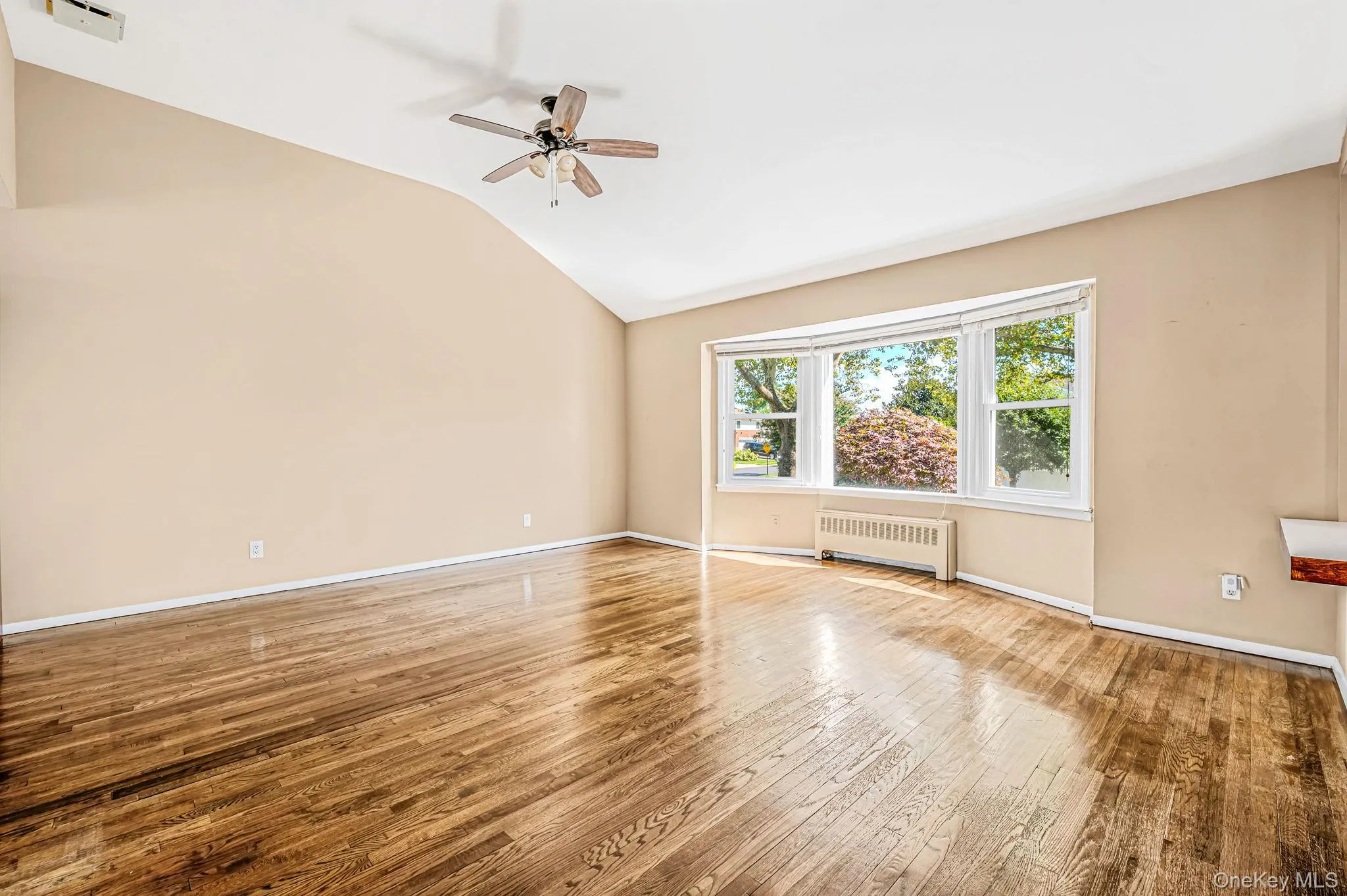 3 Rosewood Drive, Oyster Bay, NY, 4 Bedrooms Bedrooms, 8 Rooms Rooms,3 BathroomsBathrooms,Residential,For Rent,Rosewood,0,1049724 3 Rosewood Drive, Oyster Bay, NY, 4 Bedrooms Bedrooms, 8 Rooms Rooms,3 BathroomsBathrooms,Residential,For Rent,Rosewood,0,1049724