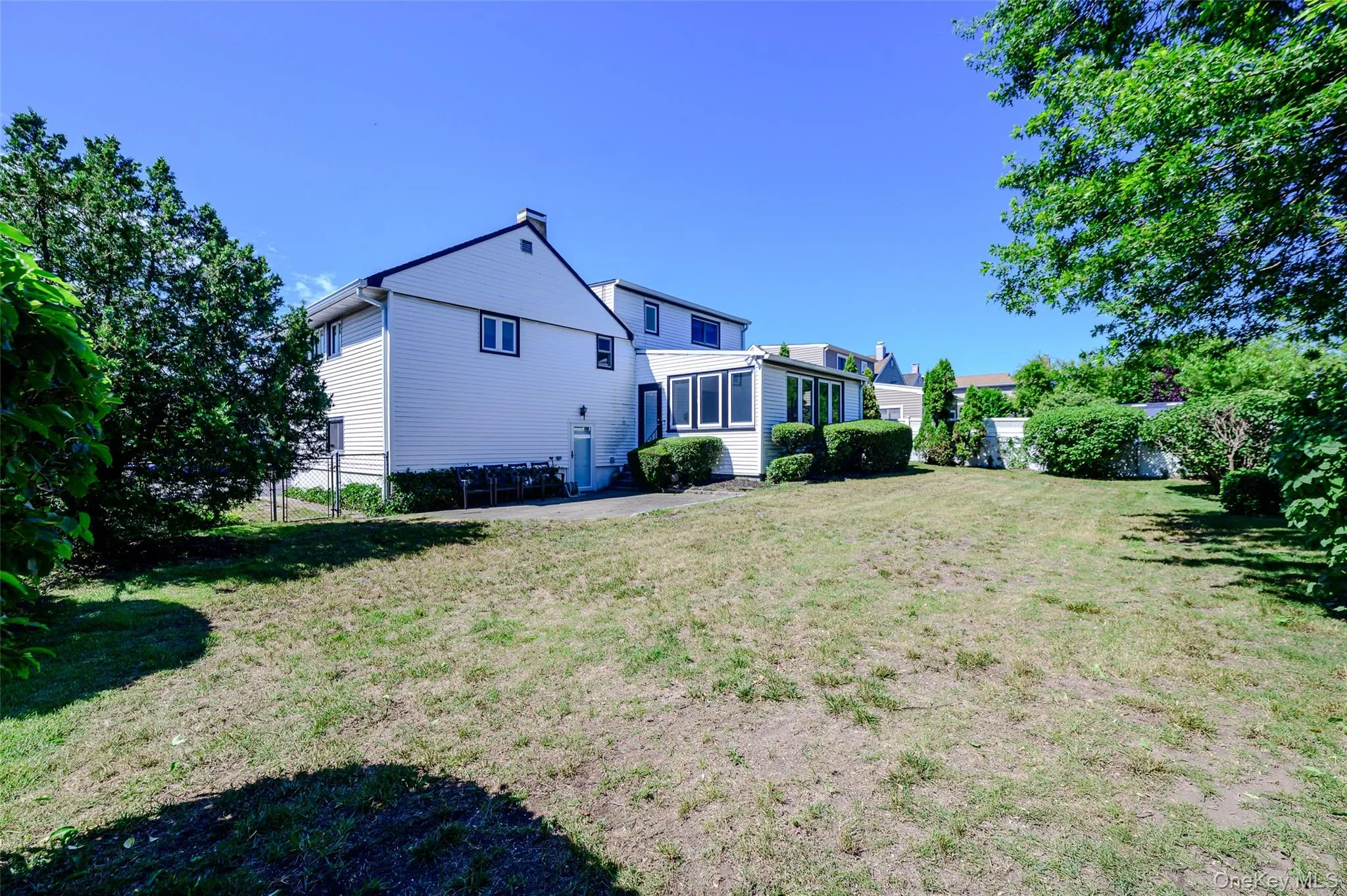 190 Waukena Avenue, Hempstead, NY, 4 Bedrooms Bedrooms, 11 Rooms Rooms,2 BathroomsBathrooms,Residential,For Rent,Waukena,0,1049735 190 Waukena Avenue, Hempstead, NY, 4 Bedrooms Bedrooms, 11 Rooms Rooms,2 BathroomsBathrooms,Residential,For Rent,Waukena,0,1049735