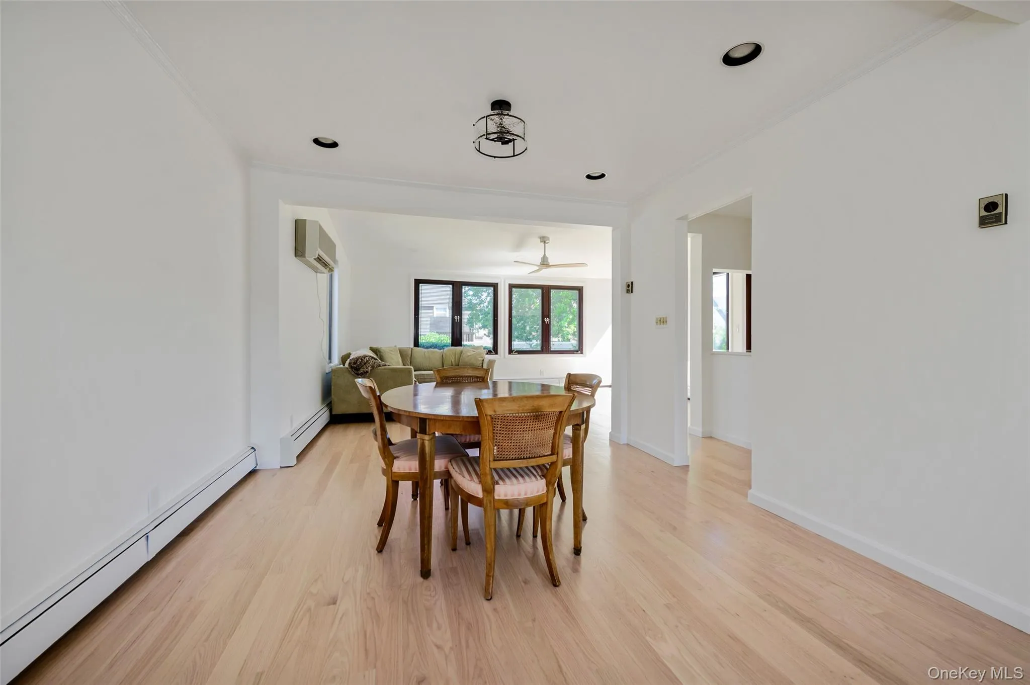 190 Waukena Avenue, Hempstead, NY, 4 Bedrooms Bedrooms, 11 Rooms Rooms,2 BathroomsBathrooms,Residential,For Rent,Waukena,0,1049735 190 Waukena Avenue, Hempstead, NY, 4 Bedrooms Bedrooms, 11 Rooms Rooms,2 BathroomsBathrooms,Residential,For Rent,Waukena,0,1049735