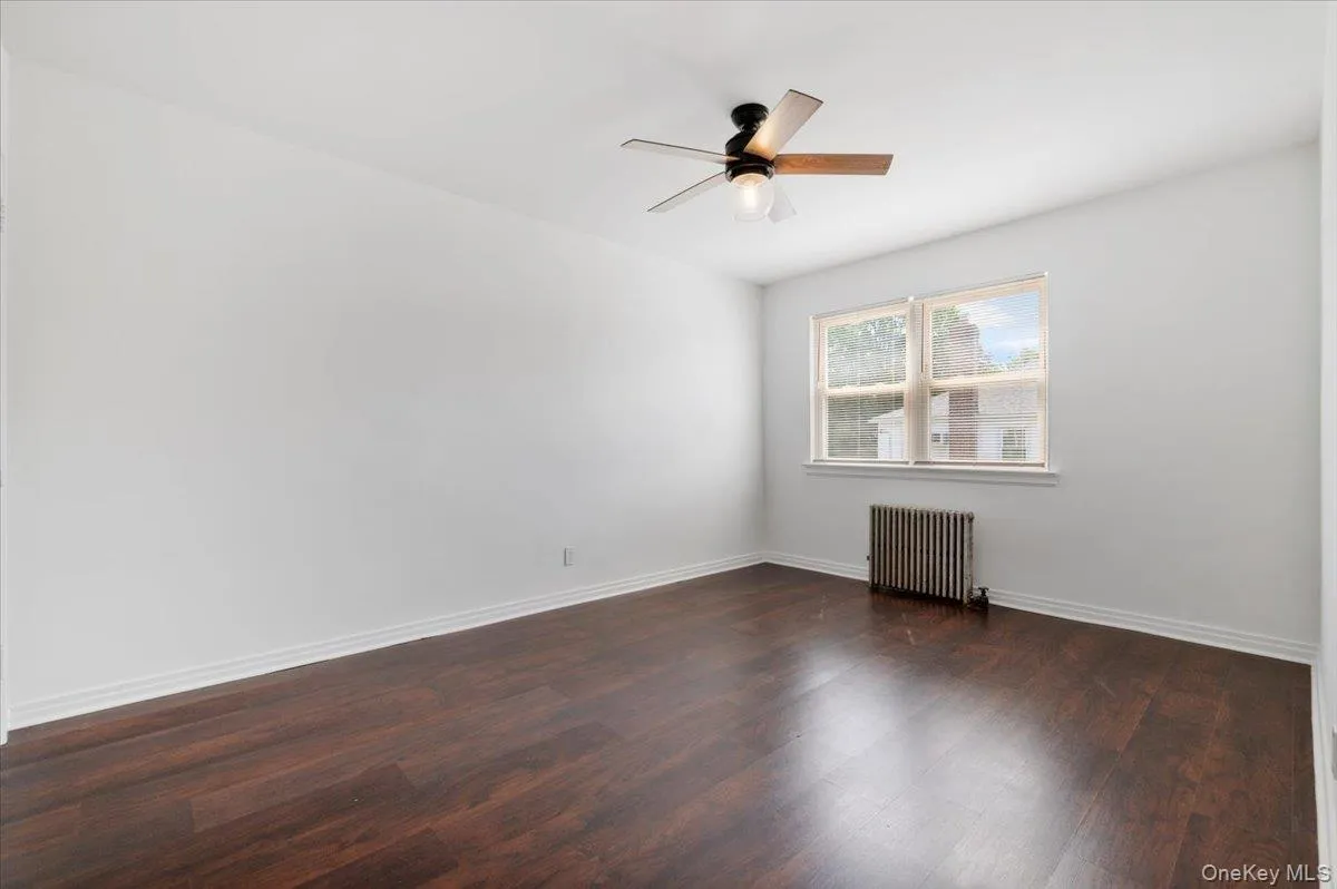 169-16 32nd Avenue, New York, NY, 3 Bedrooms Bedrooms, 6 Rooms Rooms,1 BathroomBathrooms,Residential,For Rent,32nd,0,1049740 169-16 32nd Avenue, New York, NY, 3 Bedrooms Bedrooms, 6 Rooms Rooms,1 BathroomBathrooms,Residential,For Rent,32nd,0,1049740