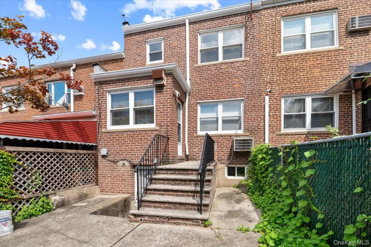 169-16 32nd Avenue, New York, NY, 3 Bedrooms Bedrooms, 6 Rooms Rooms,1 BathroomBathrooms,Residential,For Rent,32nd,0,1049740 169-16 32nd Avenue, New York, NY, 3 Bedrooms Bedrooms, 6 Rooms Rooms,1 BathroomBathrooms,Residential,For Rent,32nd,0,1049740