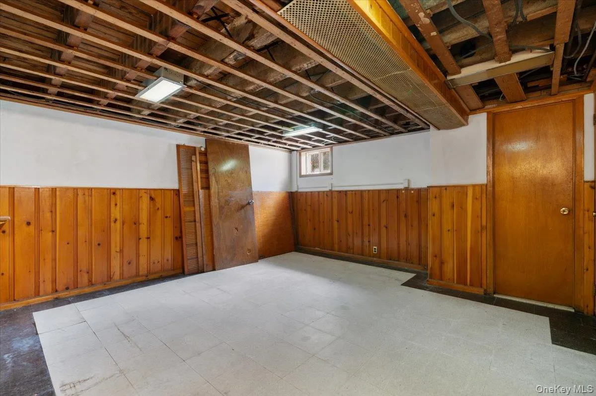 169-16 32nd Avenue, New York, NY, 3 Bedrooms Bedrooms, 6 Rooms Rooms,1 BathroomBathrooms,Residential,For Rent,32nd,0,1049740 169-16 32nd Avenue, New York, NY, 3 Bedrooms Bedrooms, 6 Rooms Rooms,1 BathroomBathrooms,Residential,For Rent,32nd,0,1049740
