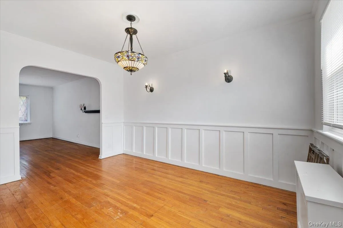169-16 32nd Avenue, New York, NY, 3 Bedrooms Bedrooms, 6 Rooms Rooms,1 BathroomBathrooms,Residential,For Rent,32nd,0,1049740 169-16 32nd Avenue, New York, NY, 3 Bedrooms Bedrooms, 6 Rooms Rooms,1 BathroomBathrooms,Residential,For Rent,32nd,0,1049740