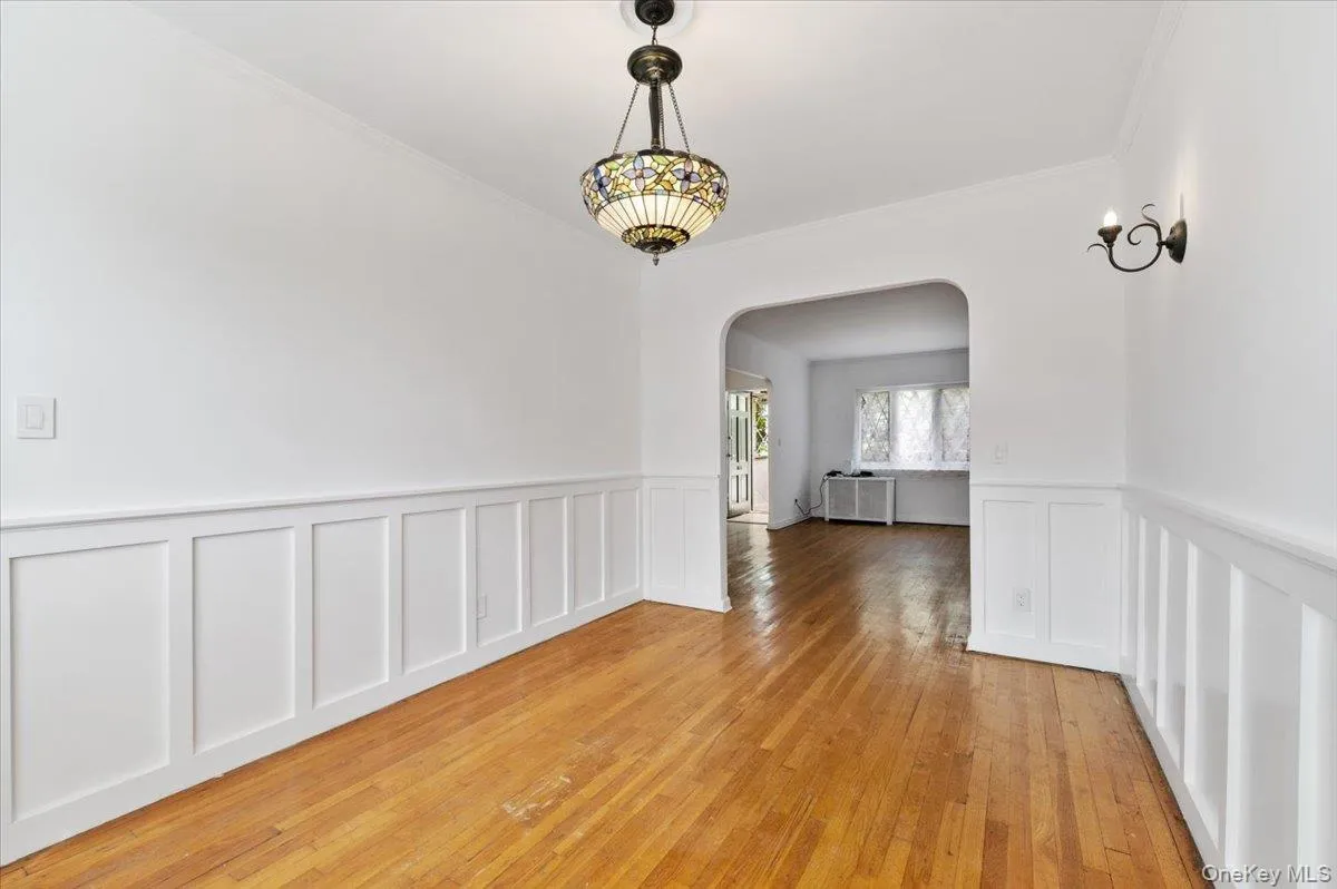 169-16 32nd Avenue, New York, NY, 3 Bedrooms Bedrooms, 6 Rooms Rooms,1 BathroomBathrooms,Residential,For Rent,32nd,0,1049740 169-16 32nd Avenue, New York, NY, 3 Bedrooms Bedrooms, 6 Rooms Rooms,1 BathroomBathrooms,Residential,For Rent,32nd,0,1049740