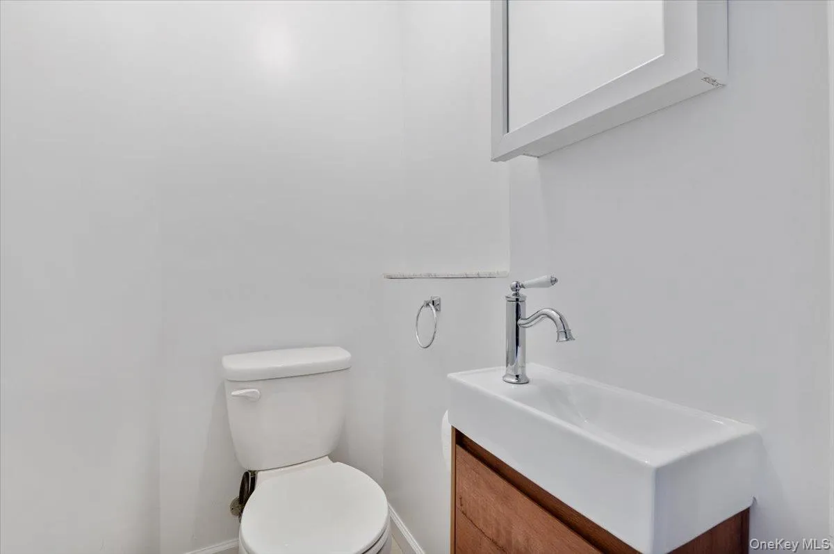 169-16 32nd Avenue, New York, NY, 3 Bedrooms Bedrooms, 6 Rooms Rooms,1 BathroomBathrooms,Residential,For Rent,32nd,0,1049740 169-16 32nd Avenue, New York, NY, 3 Bedrooms Bedrooms, 6 Rooms Rooms,1 BathroomBathrooms,Residential,For Rent,32nd,0,1049740