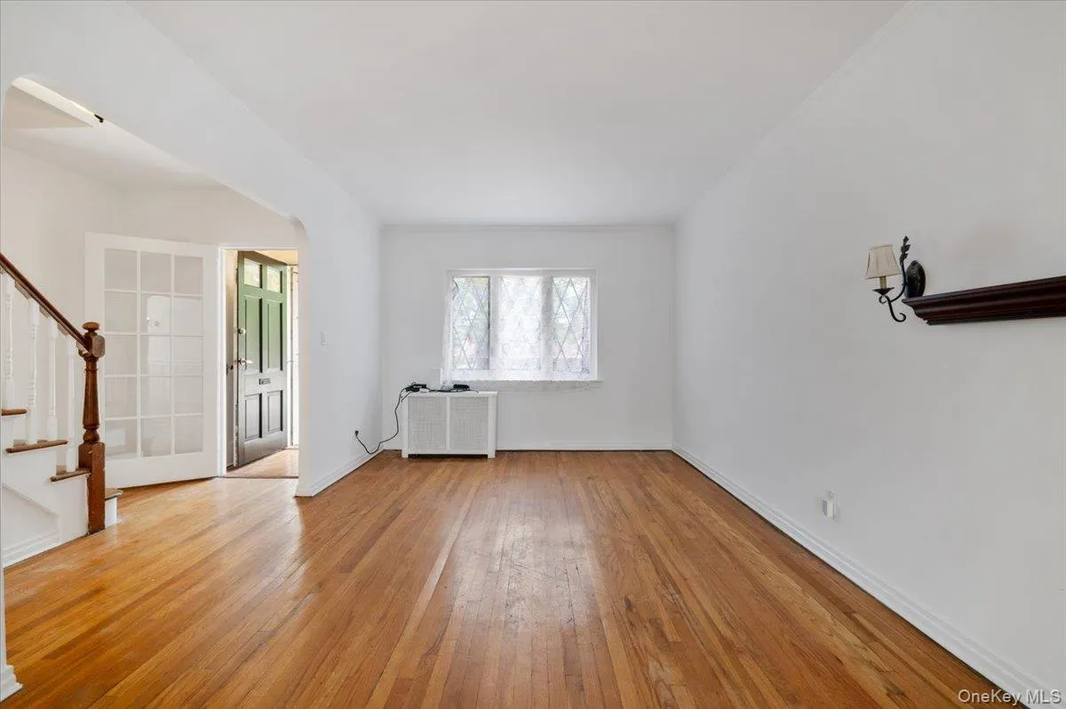 169-16 32nd Avenue, New York, NY, 3 Bedrooms Bedrooms, 6 Rooms Rooms,1 BathroomBathrooms,Residential,For Rent,32nd,0,1049740 169-16 32nd Avenue, New York, NY, 3 Bedrooms Bedrooms, 6 Rooms Rooms,1 BathroomBathrooms,Residential,For Rent,32nd,0,1049740