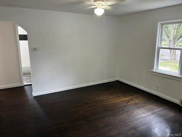 99 Central Avenue, Brookhaven, NY, 3 Bedrooms Bedrooms, 5 Rooms Rooms,1 BathroomBathrooms,Residential,For Rent,Central,0,1049745 99 Central Avenue, Brookhaven, NY, 3 Bedrooms Bedrooms, 5 Rooms Rooms,1 BathroomBathrooms,Residential,For Rent,Central,0,1049745