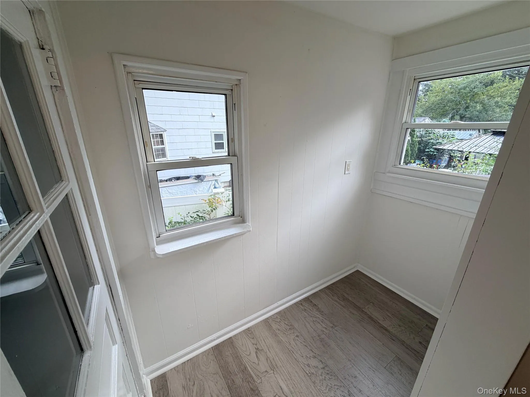99 Central Avenue, Brookhaven, NY, 3 Bedrooms Bedrooms, 5 Rooms Rooms,1 BathroomBathrooms,Residential,For Rent,Central,0,1049745 99 Central Avenue, Brookhaven, NY, 3 Bedrooms Bedrooms, 5 Rooms Rooms,1 BathroomBathrooms,Residential,For Rent,Central,0,1049745