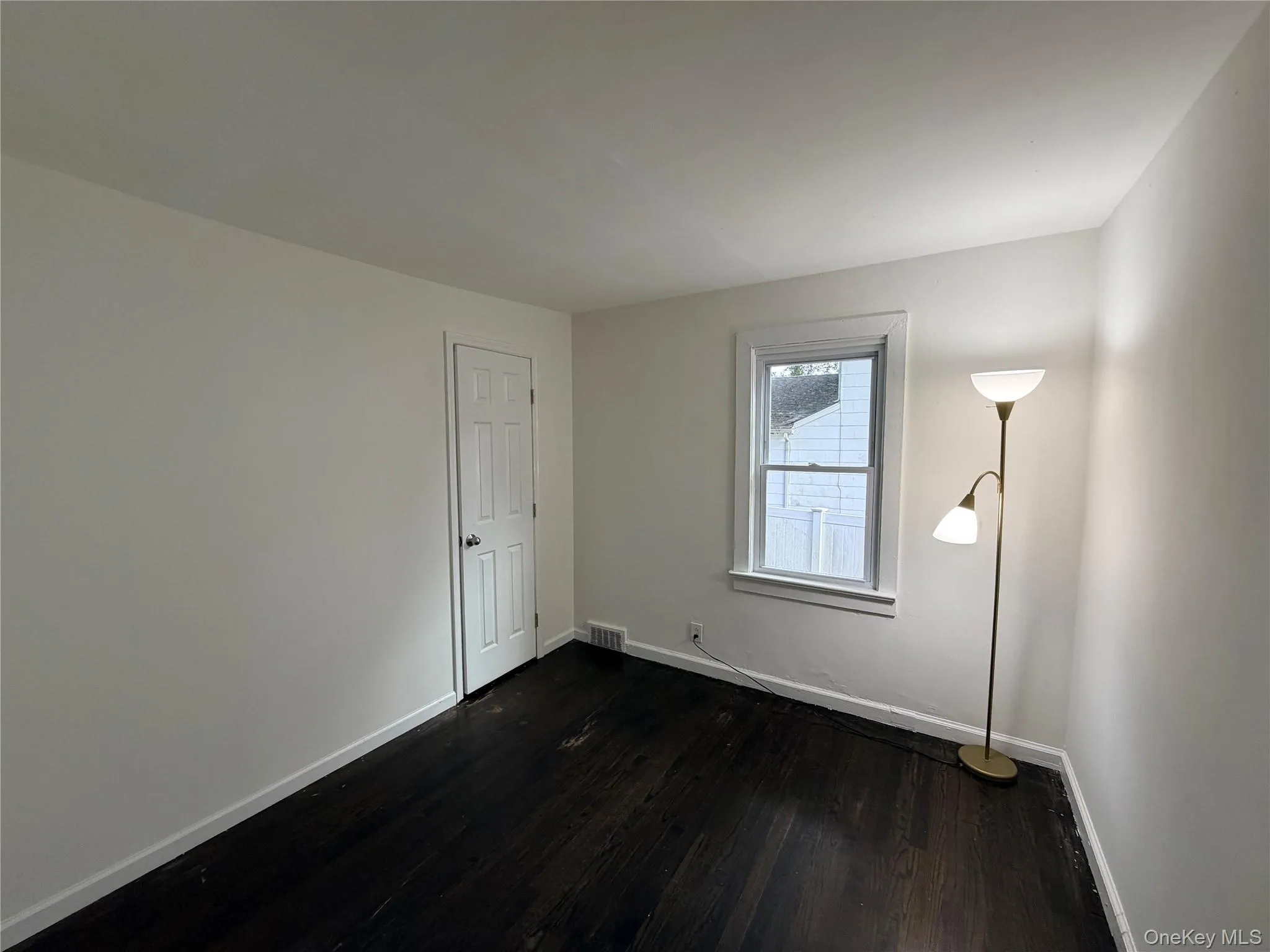 99 Central Avenue, Brookhaven, NY, 3 Bedrooms Bedrooms, 5 Rooms Rooms,1 BathroomBathrooms,Residential,For Rent,Central,0,1049745 99 Central Avenue, Brookhaven, NY, 3 Bedrooms Bedrooms, 5 Rooms Rooms,1 BathroomBathrooms,Residential,For Rent,Central,0,1049745