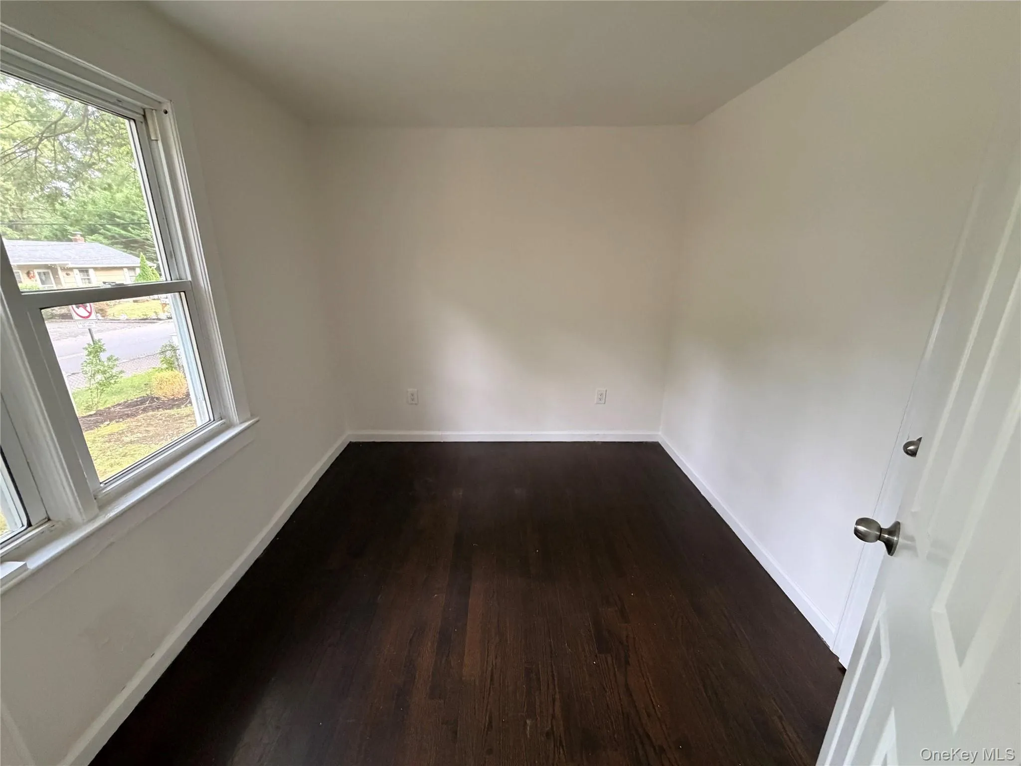 99 Central Avenue, Brookhaven, NY, 3 Bedrooms Bedrooms, 5 Rooms Rooms,1 BathroomBathrooms,Residential,For Rent,Central,0,1049745 99 Central Avenue, Brookhaven, NY, 3 Bedrooms Bedrooms, 5 Rooms Rooms,1 BathroomBathrooms,Residential,For Rent,Central,0,1049745