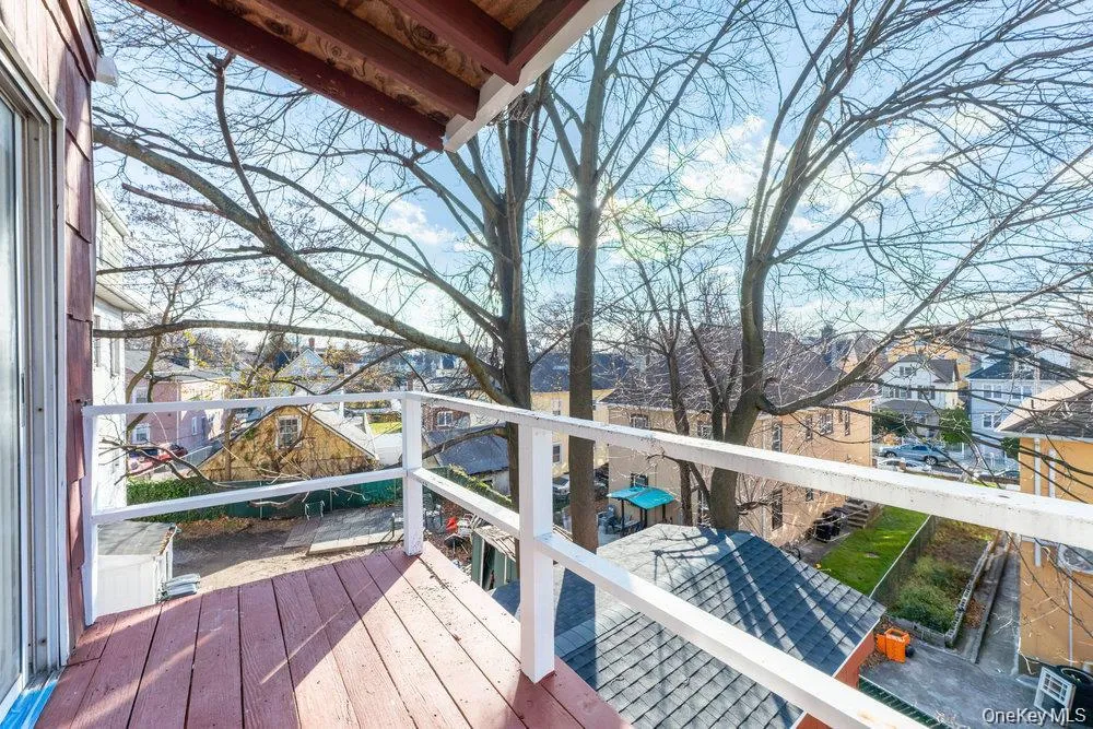22 Chestnut Place, Mount Vernon, NY, 2 Bedrooms Bedrooms, 4 Rooms Rooms,1 BathroomBathrooms,Residential Lease,For Rent,Chestnut,0,1049747 22 Chestnut Place, Mount Vernon, NY, 2 Bedrooms Bedrooms, 4 Rooms Rooms,1 BathroomBathrooms,Residential Lease,For Rent,Chestnut,0,1049747
