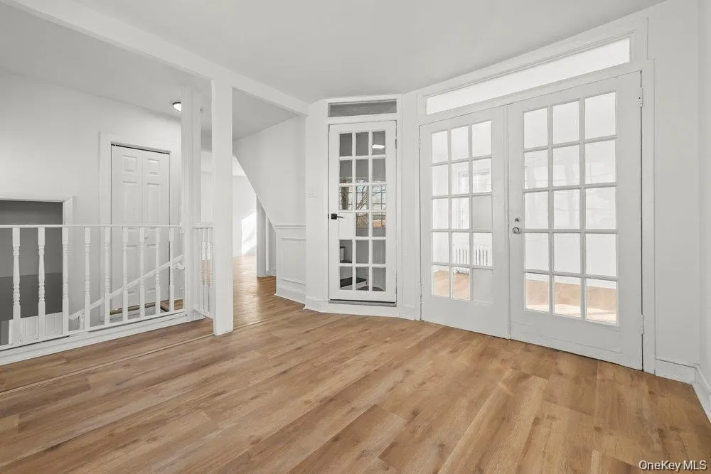 22 Chestnut Place, Mount Vernon, NY, 2 Bedrooms Bedrooms, 4 Rooms Rooms,1 BathroomBathrooms,Residential Lease,For Rent,Chestnut,0,1049747 22 Chestnut Place, Mount Vernon, NY, 2 Bedrooms Bedrooms, 4 Rooms Rooms,1 BathroomBathrooms,Residential Lease,For Rent,Chestnut,0,1049747
