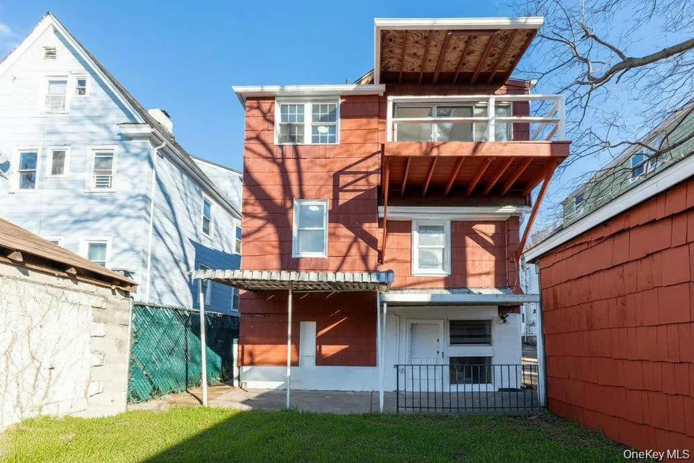 22 Chestnut Place, Mount Vernon, NY, 2 Bedrooms Bedrooms, 4 Rooms Rooms,1 BathroomBathrooms,Residential Lease,For Rent,Chestnut,0,1049747 22 Chestnut Place, Mount Vernon, NY, 2 Bedrooms Bedrooms, 4 Rooms Rooms,1 BathroomBathrooms,Residential Lease,For Rent,Chestnut,0,1049747