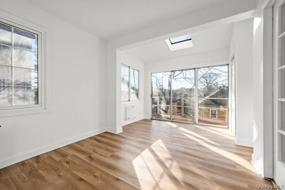 22 Chestnut Place, Mount Vernon, NY, 2 Bedrooms Bedrooms, 4 Rooms Rooms,1 BathroomBathrooms,Residential Lease,For Rent,Chestnut,0,1049747 22 Chestnut Place, Mount Vernon, NY, 2 Bedrooms Bedrooms, 4 Rooms Rooms,1 BathroomBathrooms,Residential Lease,For Rent,Chestnut,0,1049747