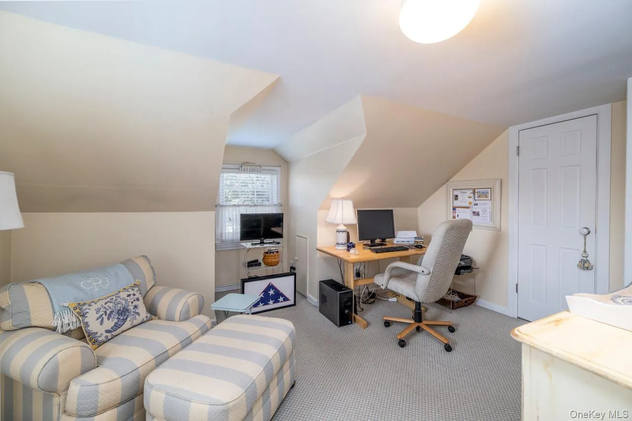 Secon Floor Bedroom Secon Floor Bedroom
