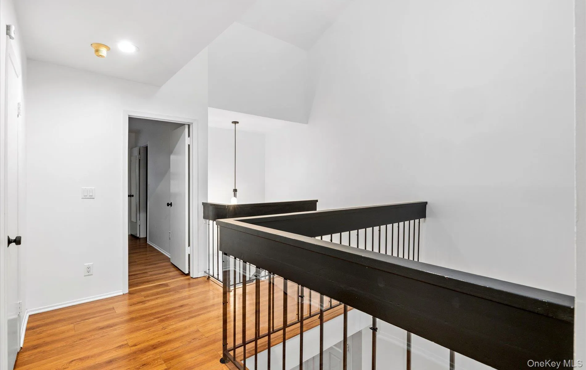 15 Pond Path, Oyster Bay, NY, 3 Bedrooms Bedrooms, 7 Rooms Rooms,2 BathroomsBathrooms,Residential Lease,For Rent,Pond,0,1049750 15 Pond Path, Oyster Bay, NY, 3 Bedrooms Bedrooms, 7 Rooms Rooms,2 BathroomsBathrooms,Residential Lease,For Rent,Pond,0,1049750