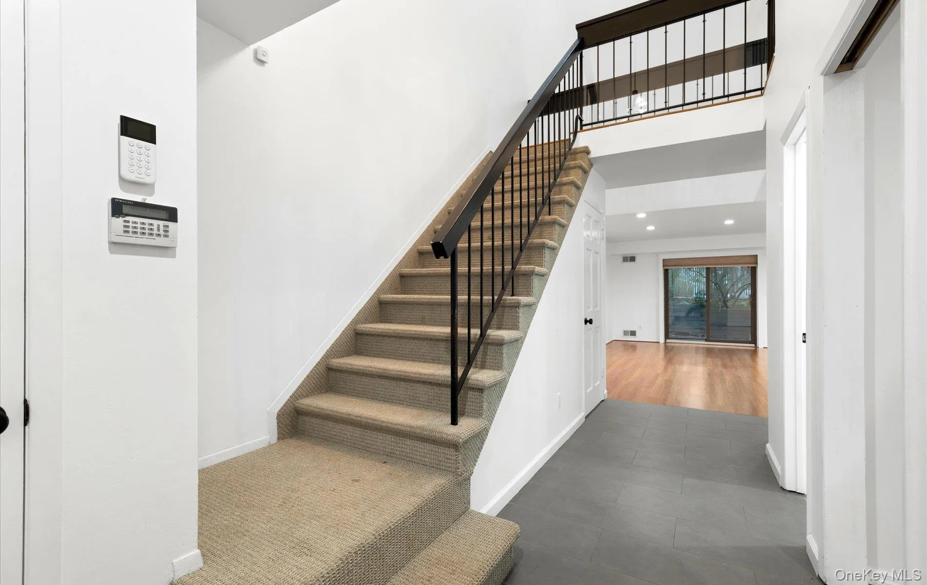 15 Pond Path, Oyster Bay, NY, 3 Bedrooms Bedrooms, 7 Rooms Rooms,2 BathroomsBathrooms,Residential Lease,For Rent,Pond,0,1049750 15 Pond Path, Oyster Bay, NY, 3 Bedrooms Bedrooms, 7 Rooms Rooms,2 BathroomsBathrooms,Residential Lease,For Rent,Pond,0,1049750