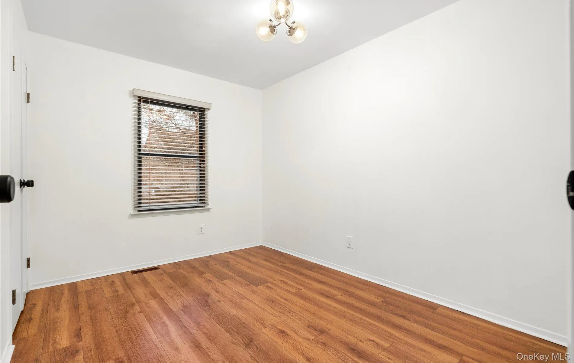 15 Pond Path, Oyster Bay, NY, 3 Bedrooms Bedrooms, 7 Rooms Rooms,2 BathroomsBathrooms,Residential Lease,For Rent,Pond,0,1049750 15 Pond Path, Oyster Bay, NY, 3 Bedrooms Bedrooms, 7 Rooms Rooms,2 BathroomsBathrooms,Residential Lease,For Rent,Pond,0,1049750