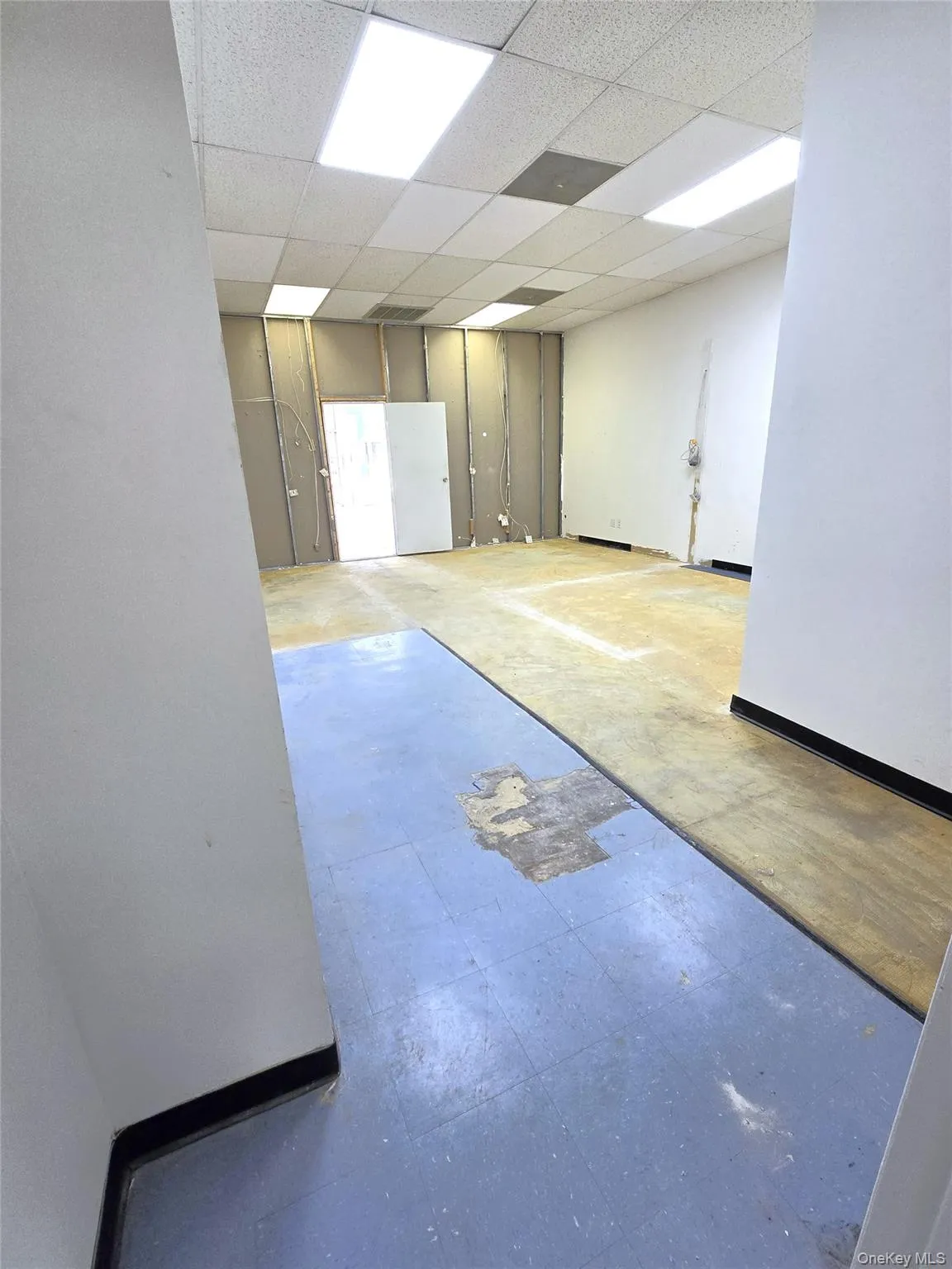 851-861 Merrick Road, Hempstead, NY, ,Commercial Lease,For Rent,Merrick,0,1049752 851-861 Merrick Road, Hempstead, NY, ,Commercial Lease,For Rent,Merrick,0,1049752