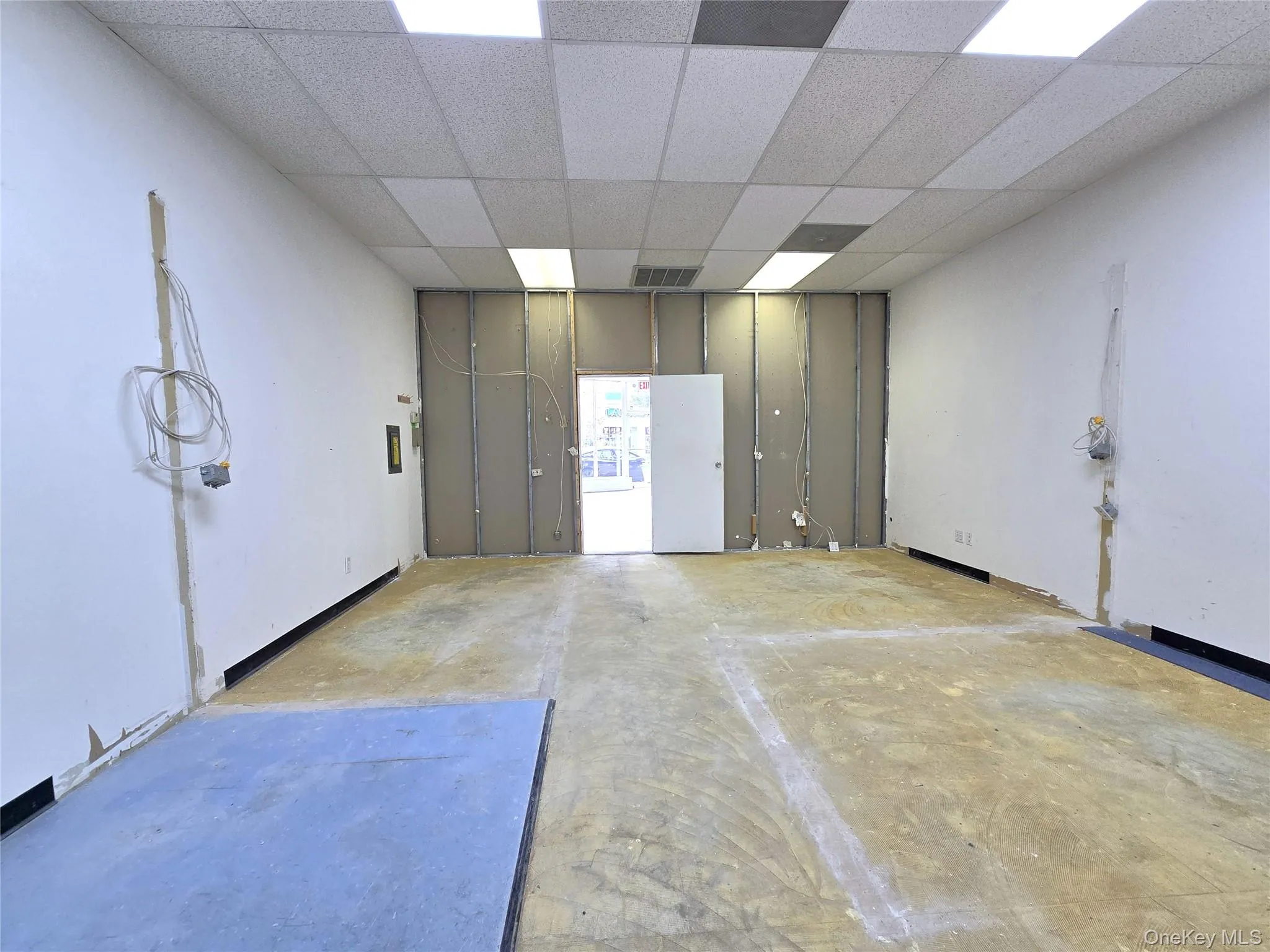 851-861 Merrick Road, Hempstead, NY, ,Commercial Lease,For Rent,Merrick,0,1049752 851-861 Merrick Road, Hempstead, NY, ,Commercial Lease,For Rent,Merrick,0,1049752