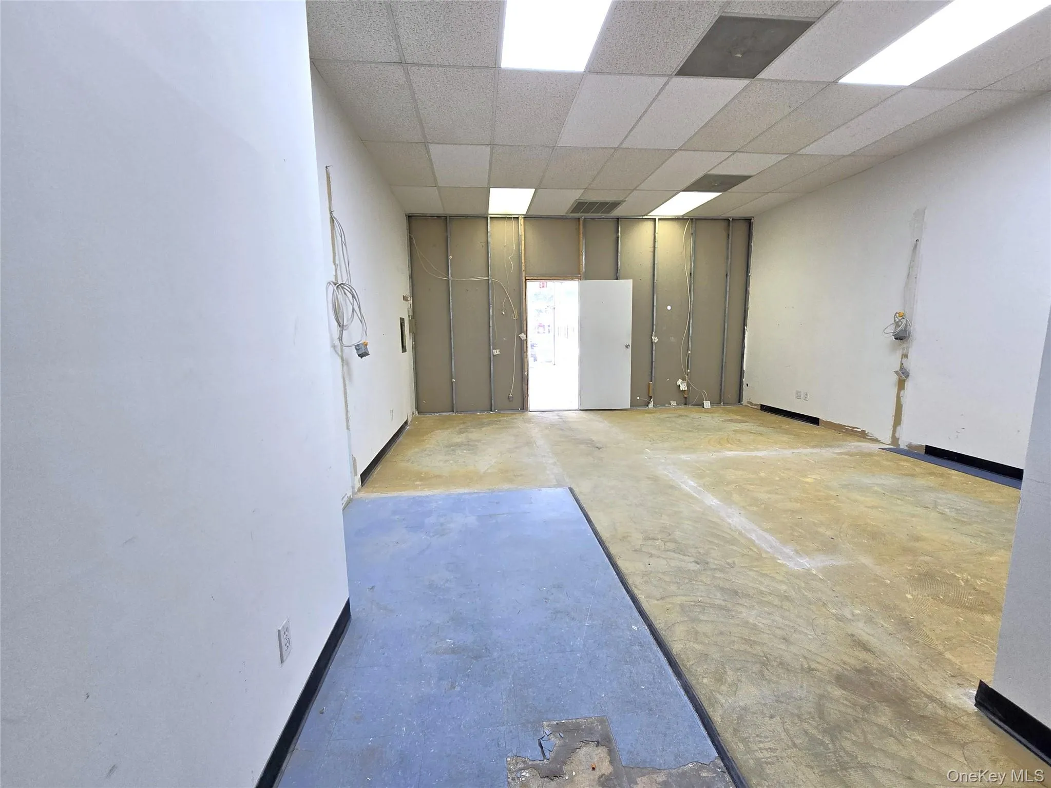 851-861 Merrick Road, Hempstead, NY, ,Commercial Lease,For Rent,Merrick,0,1049752 851-861 Merrick Road, Hempstead, NY, ,Commercial Lease,For Rent,Merrick,0,1049752