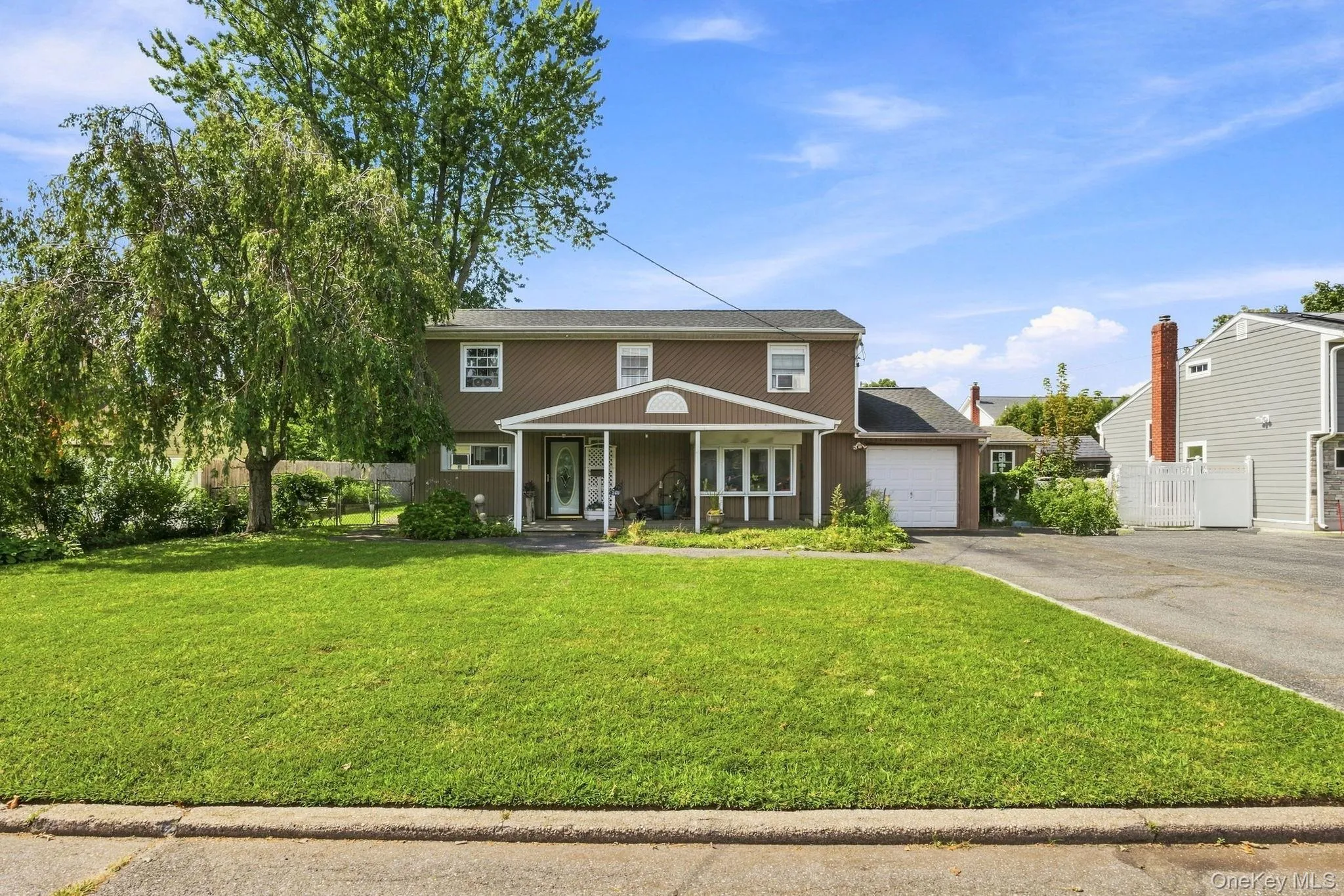 240 10th Street, Babylon, NY, 3 Bedrooms Bedrooms, 8 Rooms Rooms,1 BathroomBathrooms,Residential,For Rent,10th,0,1049757 240 10th Street, Babylon, NY, 3 Bedrooms Bedrooms, 8 Rooms Rooms,1 BathroomBathrooms,Residential,For Rent,10th,0,1049757