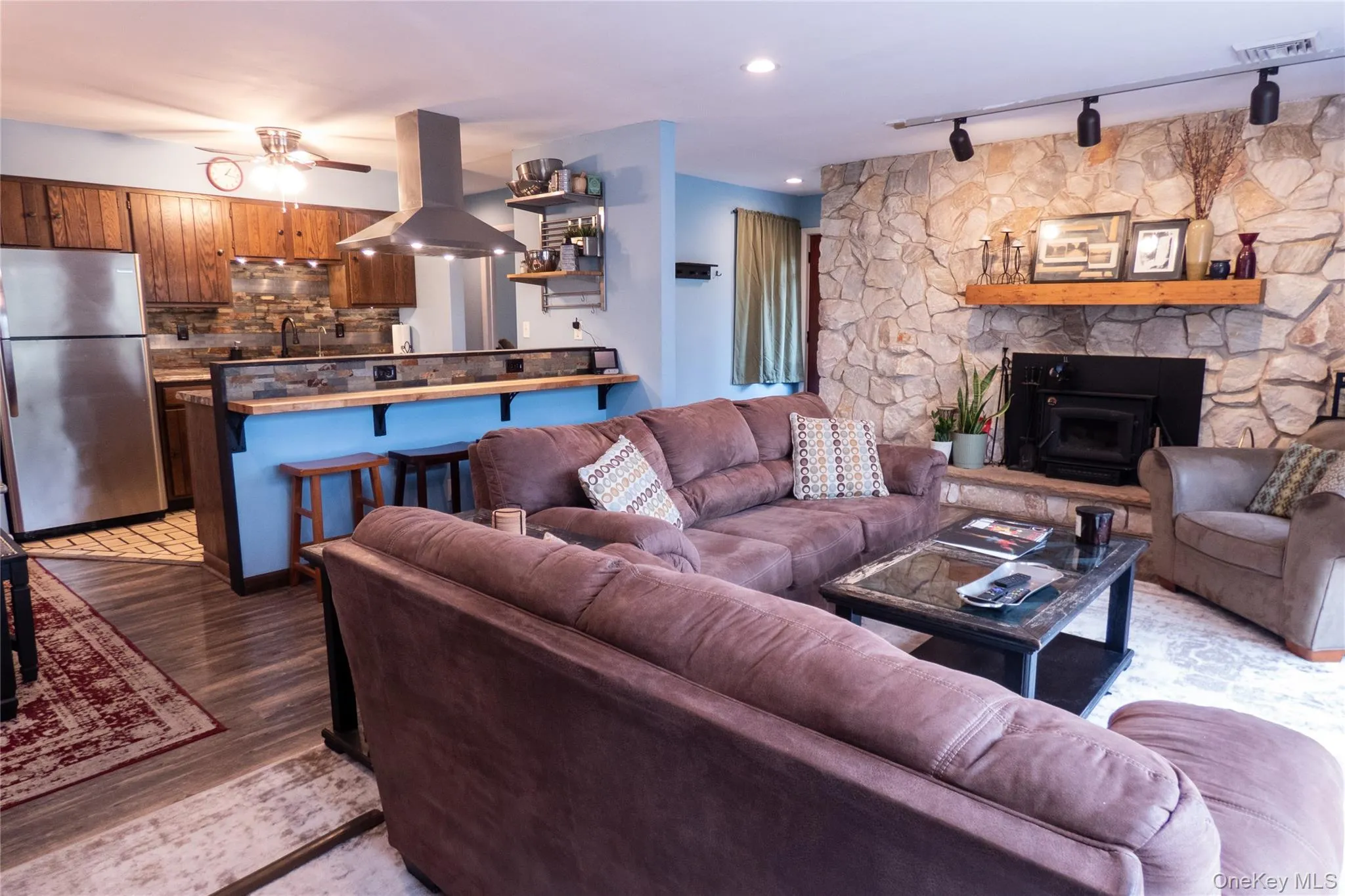 140 Starlight Drive, Thompson, NY, 4 Bedrooms Bedrooms, 9 Rooms Rooms,3 BathroomsBathrooms,Residential,For Rent,Starlight,0,1049763 140 Starlight Drive, Thompson, NY, 4 Bedrooms Bedrooms, 9 Rooms Rooms,3 BathroomsBathrooms,Residential,For Rent,Starlight,0,1049763