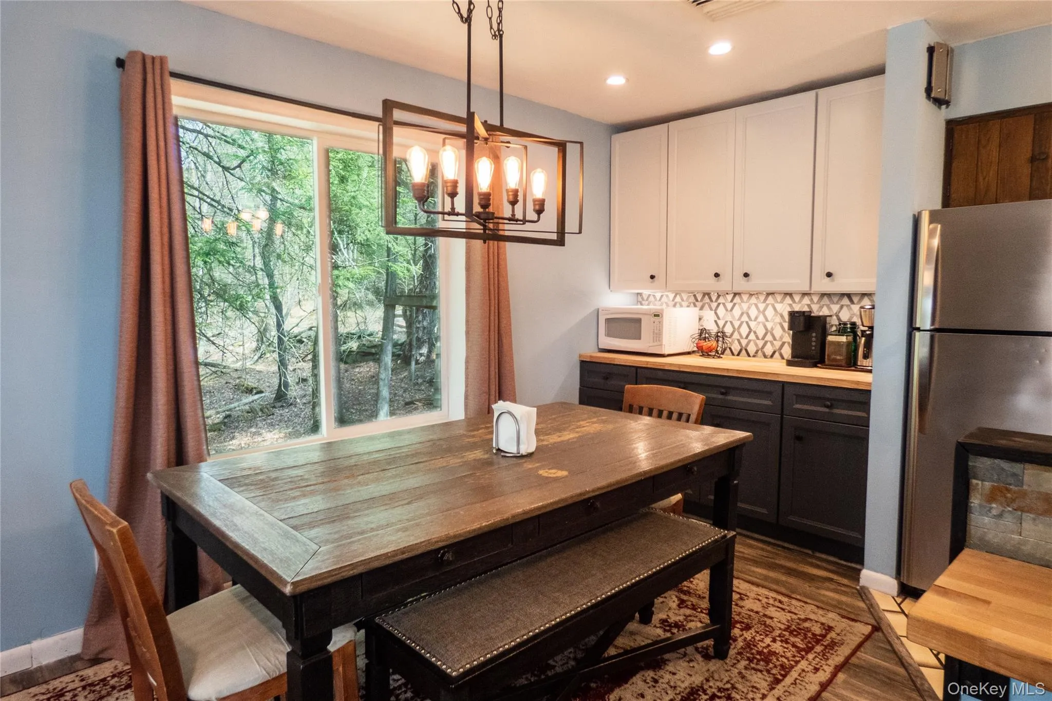 140 Starlight Drive, Thompson, NY, 4 Bedrooms Bedrooms, 9 Rooms Rooms,3 BathroomsBathrooms,Residential,For Rent,Starlight,0,1049763 140 Starlight Drive, Thompson, NY, 4 Bedrooms Bedrooms, 9 Rooms Rooms,3 BathroomsBathrooms,Residential,For Rent,Starlight,0,1049763