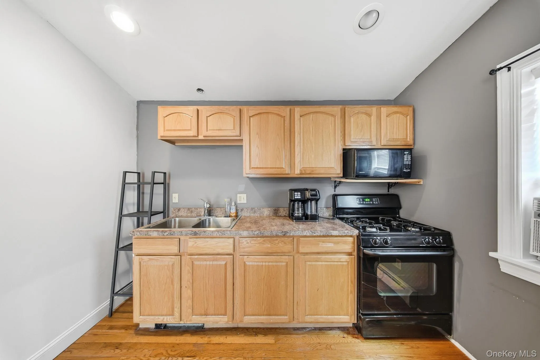 92 Jersey Avenue, Port Jervis, NY, 2 Bedrooms Bedrooms, 5 Rooms Rooms,1 BathroomBathrooms,Residential Lease,For Rent,Jersey,0,1049768 92 Jersey Avenue, Port Jervis, NY, 2 Bedrooms Bedrooms, 5 Rooms Rooms,1 BathroomBathrooms,Residential Lease,For Rent,Jersey,0,1049768