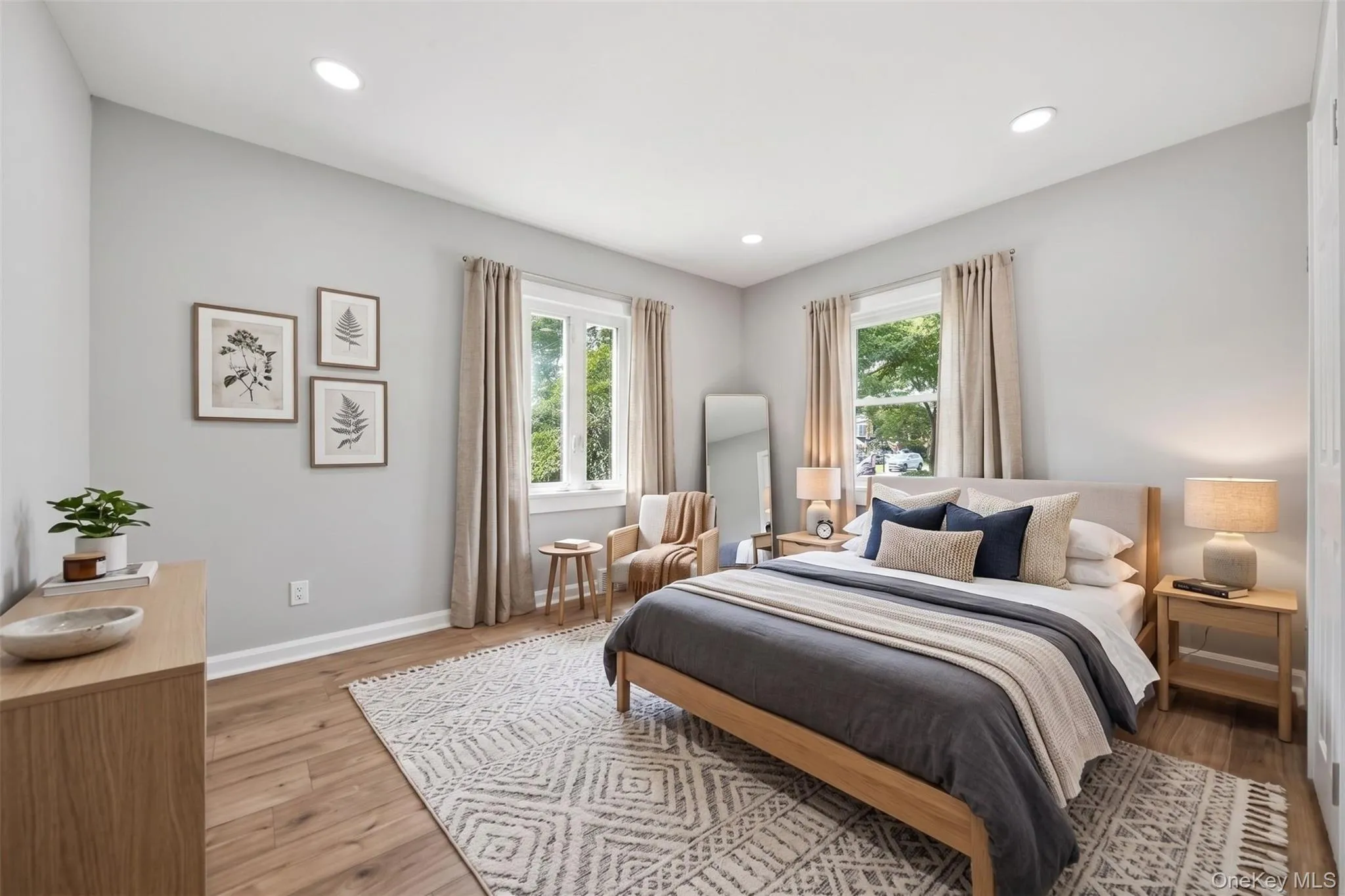 21 Independence Avenue, Babylon, NY, 3 Bedrooms Bedrooms, 6 Rooms Rooms,2 BathroomsBathrooms,Residential,For Rent,Independence,0,1049772 21 Independence Avenue, Babylon, NY, 3 Bedrooms Bedrooms, 6 Rooms Rooms,2 BathroomsBathrooms,Residential,For Rent,Independence,0,1049772
