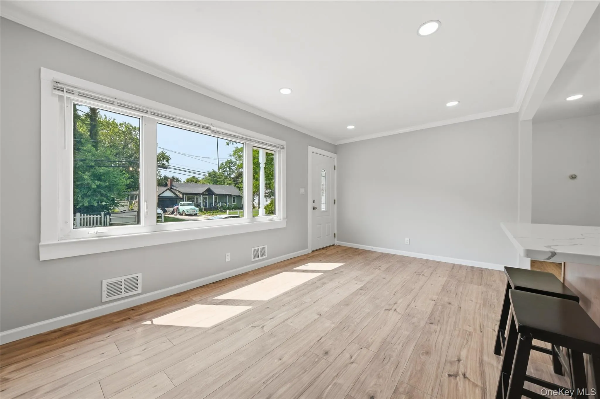 21 Independence Avenue, Babylon, NY, 3 Bedrooms Bedrooms, 6 Rooms Rooms,2 BathroomsBathrooms,Residential,For Rent,Independence,0,1049772 21 Independence Avenue, Babylon, NY, 3 Bedrooms Bedrooms, 6 Rooms Rooms,2 BathroomsBathrooms,Residential,For Rent,Independence,0,1049772