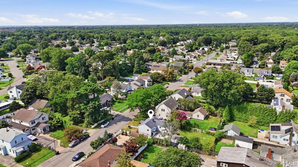 21 Independence Avenue, Babylon, NY, 3 Bedrooms Bedrooms, 6 Rooms Rooms,2 BathroomsBathrooms,Residential,For Rent,Independence,0,1049772 21 Independence Avenue, Babylon, NY, 3 Bedrooms Bedrooms, 6 Rooms Rooms,2 BathroomsBathrooms,Residential,For Rent,Independence,0,1049772