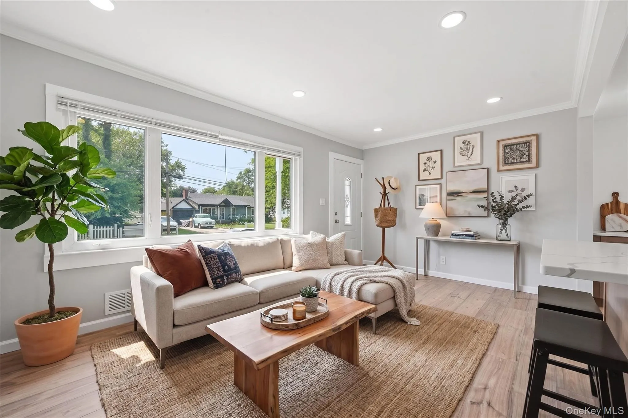 21 Independence Avenue, Babylon, NY, 3 Bedrooms Bedrooms, 6 Rooms Rooms,2 BathroomsBathrooms,Residential,For Rent,Independence,0,1049772 21 Independence Avenue, Babylon, NY, 3 Bedrooms Bedrooms, 6 Rooms Rooms,2 BathroomsBathrooms,Residential,For Rent,Independence,0,1049772