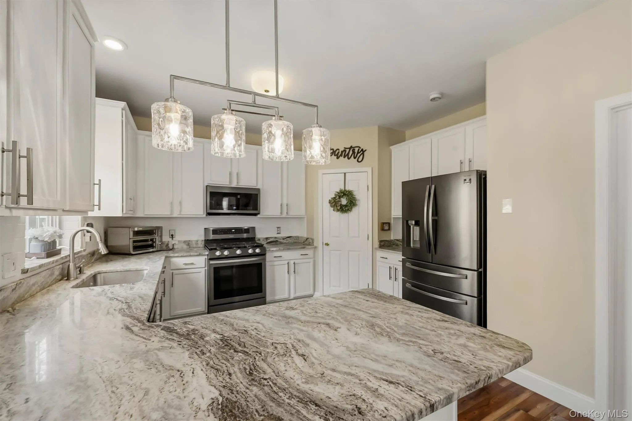 2726 Colonial Drive, New Windsor, NY, 4 Bedrooms Bedrooms, 10 Rooms Rooms,2 BathroomsBathrooms,Residential,For Rent,Colonial,0,1049776 2726 Colonial Drive, New Windsor, NY, 4 Bedrooms Bedrooms, 10 Rooms Rooms,2 BathroomsBathrooms,Residential,For Rent,Colonial,0,1049776