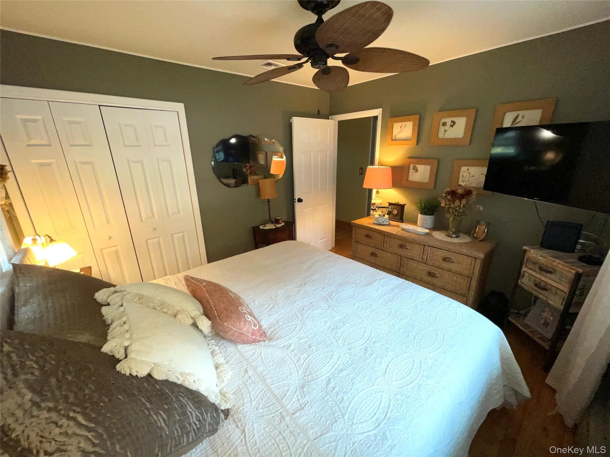 11 Jaspa Road, Shelter Island, NY, 2 Bedrooms Bedrooms, 6 Rooms Rooms,2 BathroomsBathrooms,Residential,For Rent,Jaspa,0,1049777 11 Jaspa Road, Shelter Island, NY, 2 Bedrooms Bedrooms, 6 Rooms Rooms,2 BathroomsBathrooms,Residential,For Rent,Jaspa,0,1049777