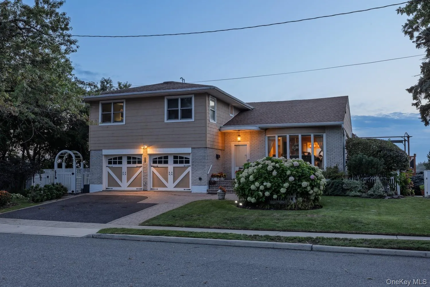 3224 Ann Street, Hempstead, NY, 4 Bedrooms Bedrooms, 7 Rooms Rooms,2 BathroomsBathrooms,Residential,For Rent,Ann,0,1049779 3224 Ann Street, Hempstead, NY, 4 Bedrooms Bedrooms, 7 Rooms Rooms,2 BathroomsBathrooms,Residential,For Rent,Ann,0,1049779