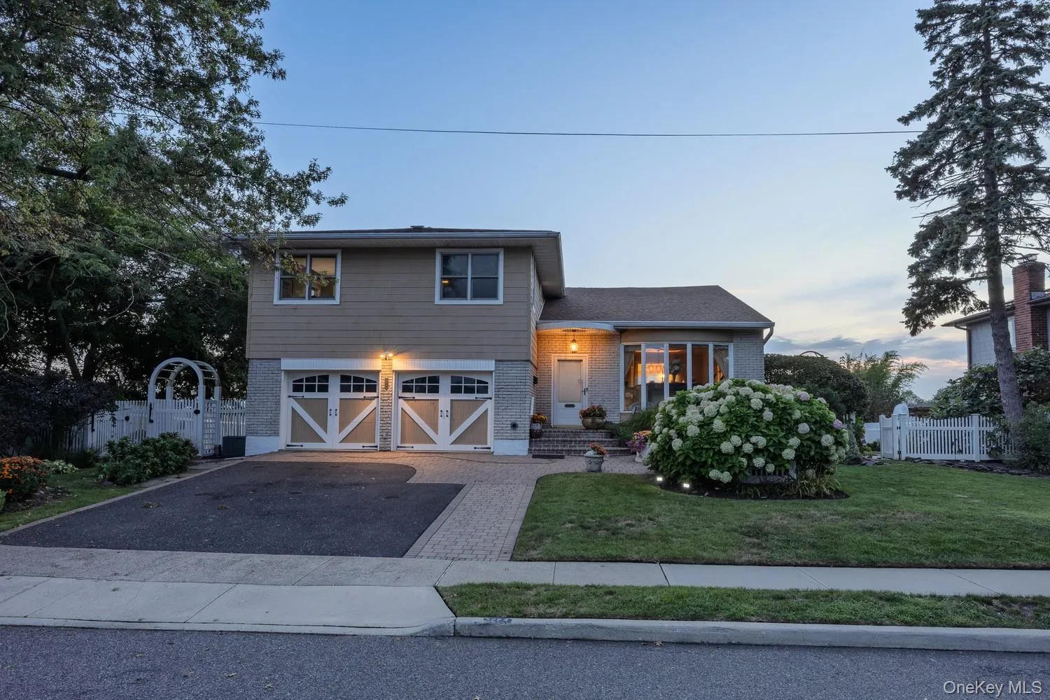 3224 Ann Street, Hempstead, NY, 4 Bedrooms Bedrooms, 7 Rooms Rooms,2 BathroomsBathrooms,Residential,For Rent,Ann,0,1049779 3224 Ann Street, Hempstead, NY, 4 Bedrooms Bedrooms, 7 Rooms Rooms,2 BathroomsBathrooms,Residential,For Rent,Ann,0,1049779