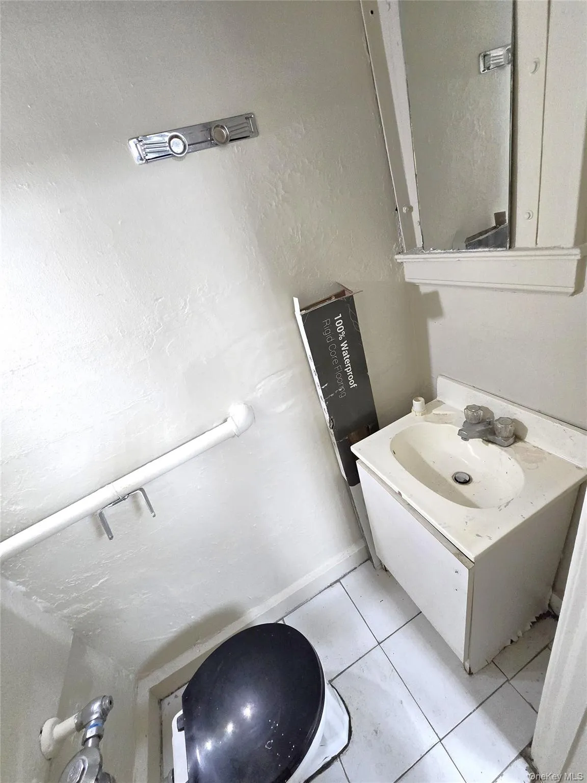 3220 34th Avenue, New York, NY, ,Commercial Lease,For Rent,34th,0,1049783 3220 34th Avenue, New York, NY, ,Commercial Lease,For Rent,34th,0,1049783