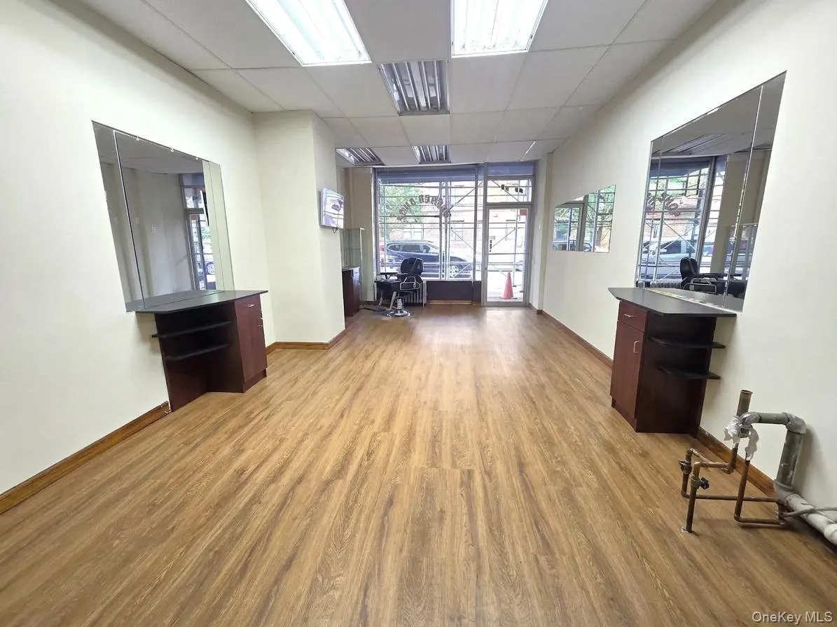 3220 34th Avenue, New York, NY, ,Commercial Lease,For Rent,34th,0,1049783 3220 34th Avenue, New York, NY, ,Commercial Lease,For Rent,34th,0,1049783
