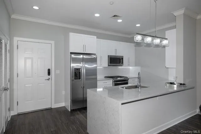 180 Atlantic Avenue, Oyster Bay, NY, 2 Bedrooms Bedrooms, 5 Rooms Rooms,1 BathroomBathrooms,Residential Lease,For Rent,Atlantic,0,1049789 180 Atlantic Avenue, Oyster Bay, NY, 2 Bedrooms Bedrooms, 5 Rooms Rooms,1 BathroomBathrooms,Residential Lease,For Rent,Atlantic,0,1049789