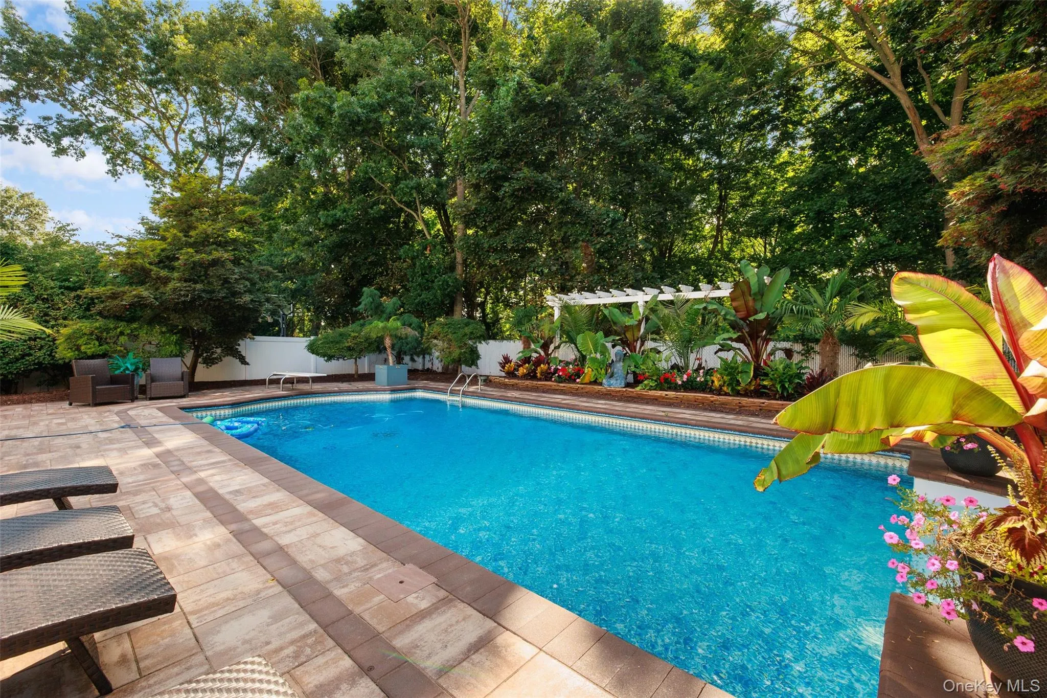 20 Millennium Court, Islip, NY, 5 Bedrooms Bedrooms, 8 Rooms Rooms,3 BathroomsBathrooms,Residential,For Rent,Millennium,0,1049792 20 Millennium Court, Islip, NY, 5 Bedrooms Bedrooms, 8 Rooms Rooms,3 BathroomsBathrooms,Residential,For Rent,Millennium,0,1049792