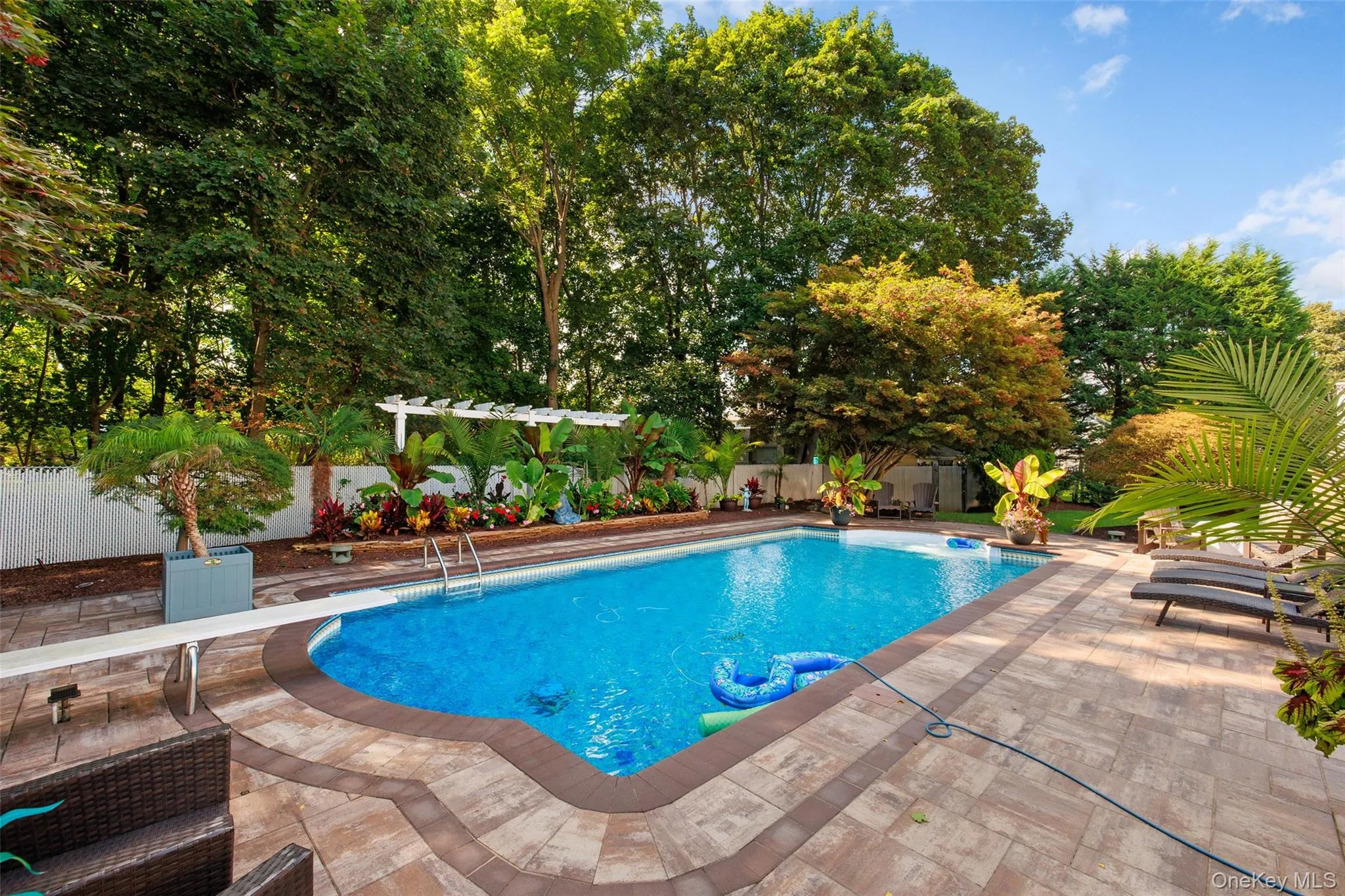 20 Millennium Court, Islip, NY, 5 Bedrooms Bedrooms, 8 Rooms Rooms,3 BathroomsBathrooms,Residential,For Rent,Millennium,0,1049792 20 Millennium Court, Islip, NY, 5 Bedrooms Bedrooms, 8 Rooms Rooms,3 BathroomsBathrooms,Residential,For Rent,Millennium,0,1049792
