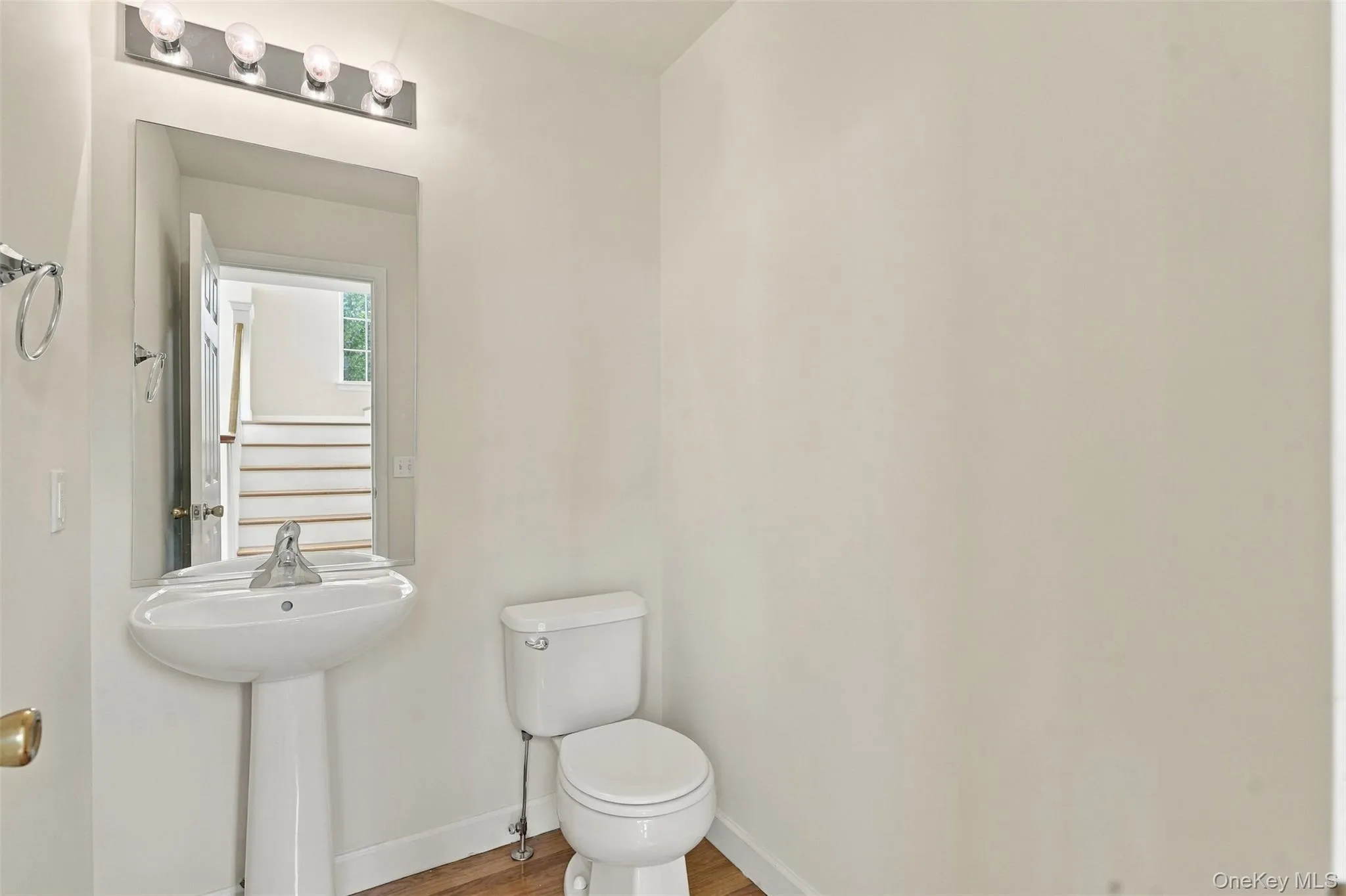 1402 Pondview Loop, Fishkill, NY, 2 Bedrooms Bedrooms, 5 Rooms Rooms,2 BathroomsBathrooms,Residential,For Rent,Pondview,0,1049793 1402 Pondview Loop, Fishkill, NY, 2 Bedrooms Bedrooms, 5 Rooms Rooms,2 BathroomsBathrooms,Residential,For Rent,Pondview,0,1049793