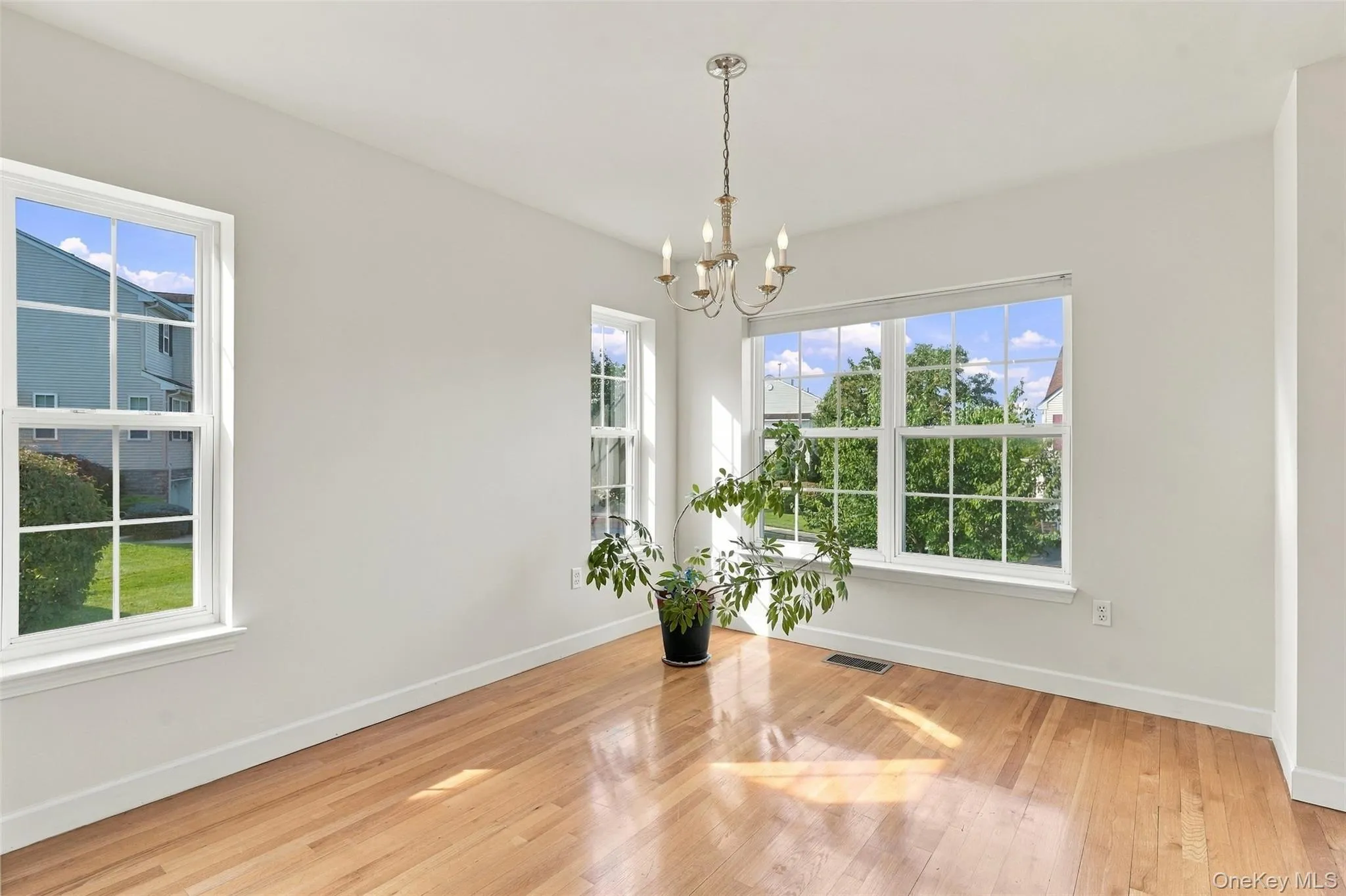 1402 Pondview Loop, Fishkill, NY, 2 Bedrooms Bedrooms, 5 Rooms Rooms,2 BathroomsBathrooms,Residential,For Rent,Pondview,0,1049793 1402 Pondview Loop, Fishkill, NY, 2 Bedrooms Bedrooms, 5 Rooms Rooms,2 BathroomsBathrooms,Residential,For Rent,Pondview,0,1049793