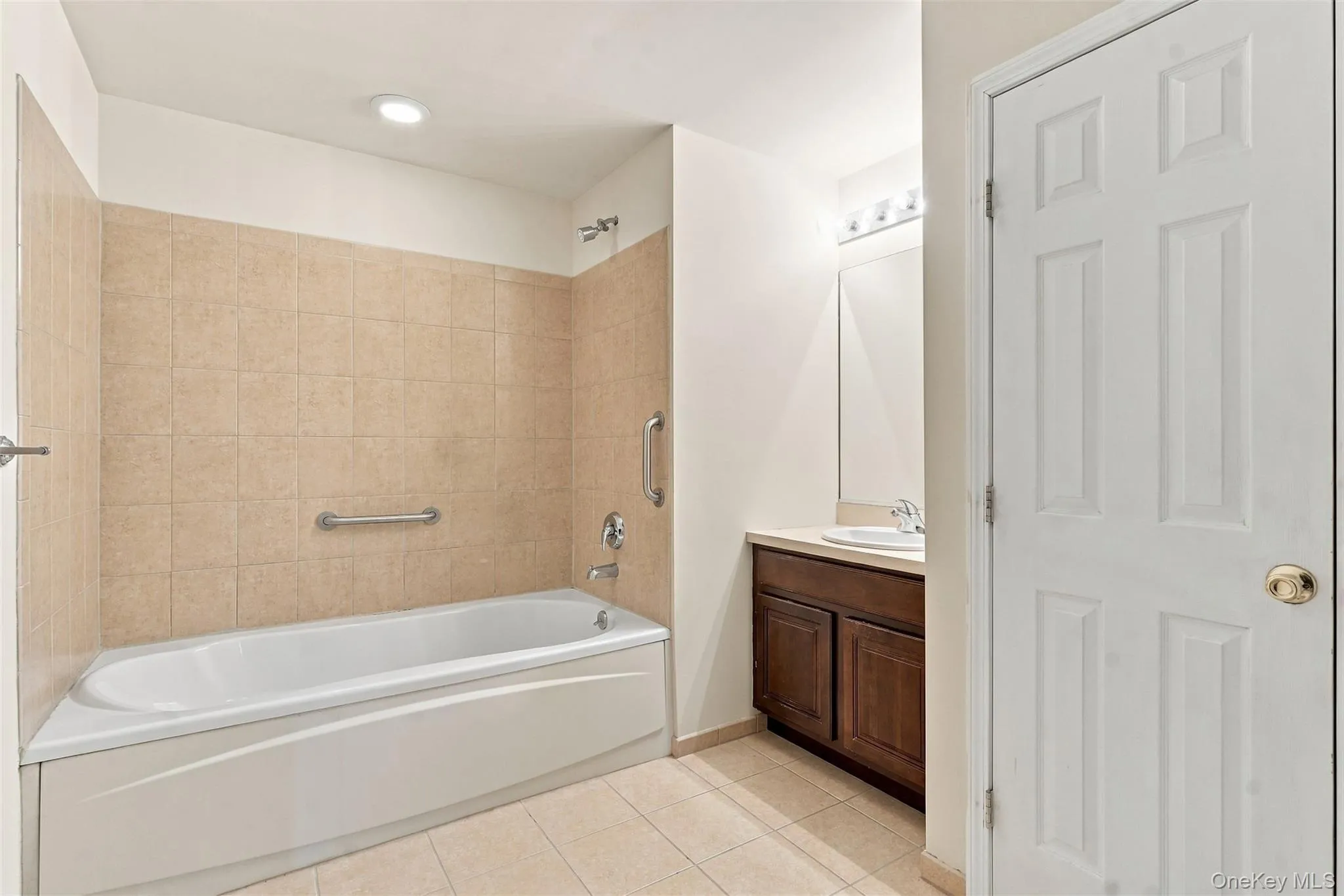 1402 Pondview Loop, Fishkill, NY, 2 Bedrooms Bedrooms, 5 Rooms Rooms,2 BathroomsBathrooms,Residential,For Rent,Pondview,0,1049793 1402 Pondview Loop, Fishkill, NY, 2 Bedrooms Bedrooms, 5 Rooms Rooms,2 BathroomsBathrooms,Residential,For Rent,Pondview,0,1049793