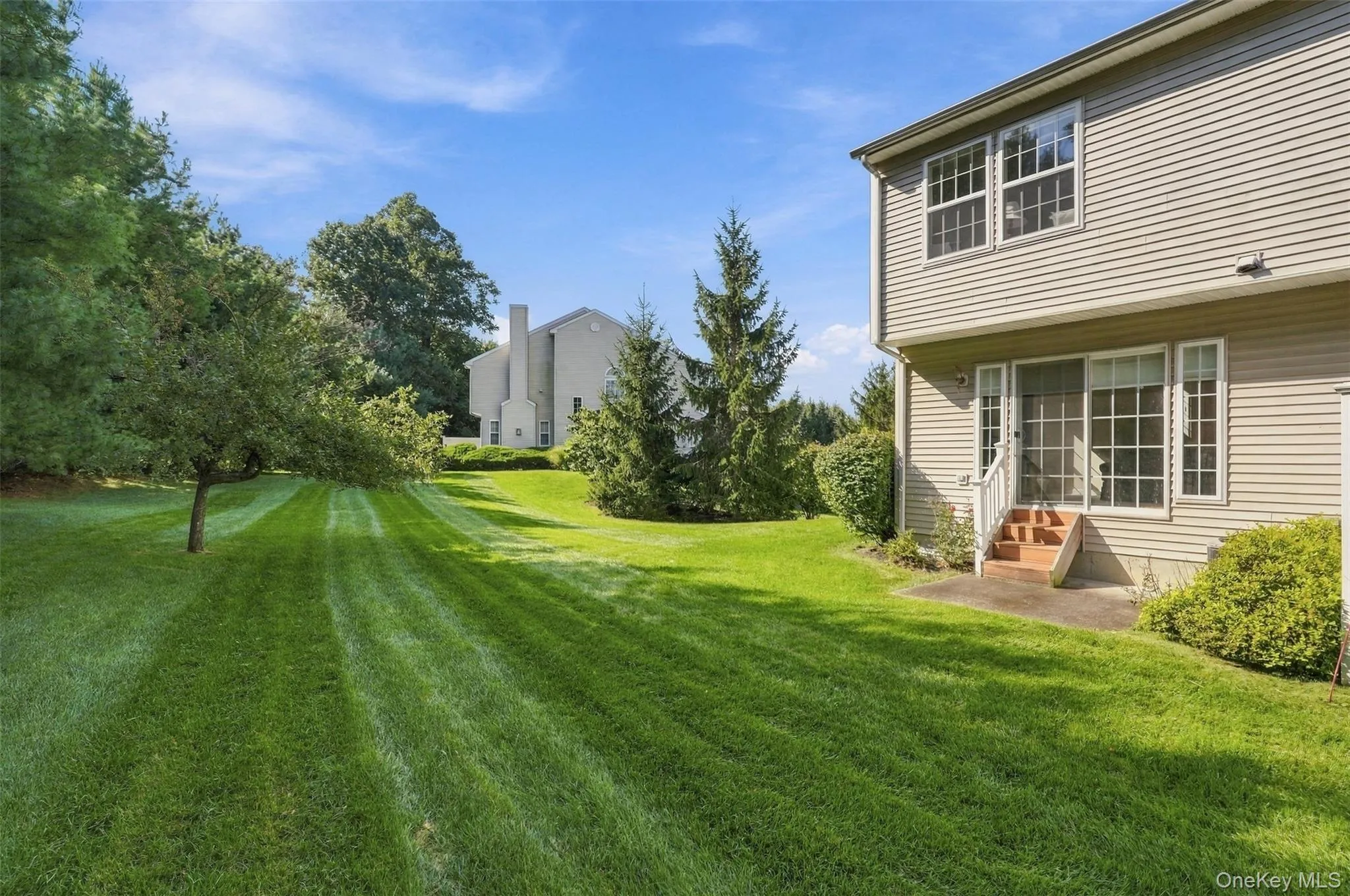 1402 Pondview Loop, Fishkill, NY, 2 Bedrooms Bedrooms, 5 Rooms Rooms,2 BathroomsBathrooms,Residential,For Rent,Pondview,0,1049793 1402 Pondview Loop, Fishkill, NY, 2 Bedrooms Bedrooms, 5 Rooms Rooms,2 BathroomsBathrooms,Residential,For Rent,Pondview,0,1049793